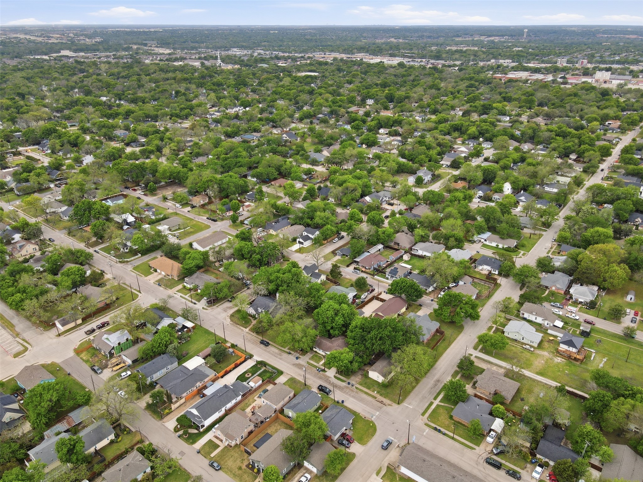 1207 N College Street, Mckinney, TX, 75069