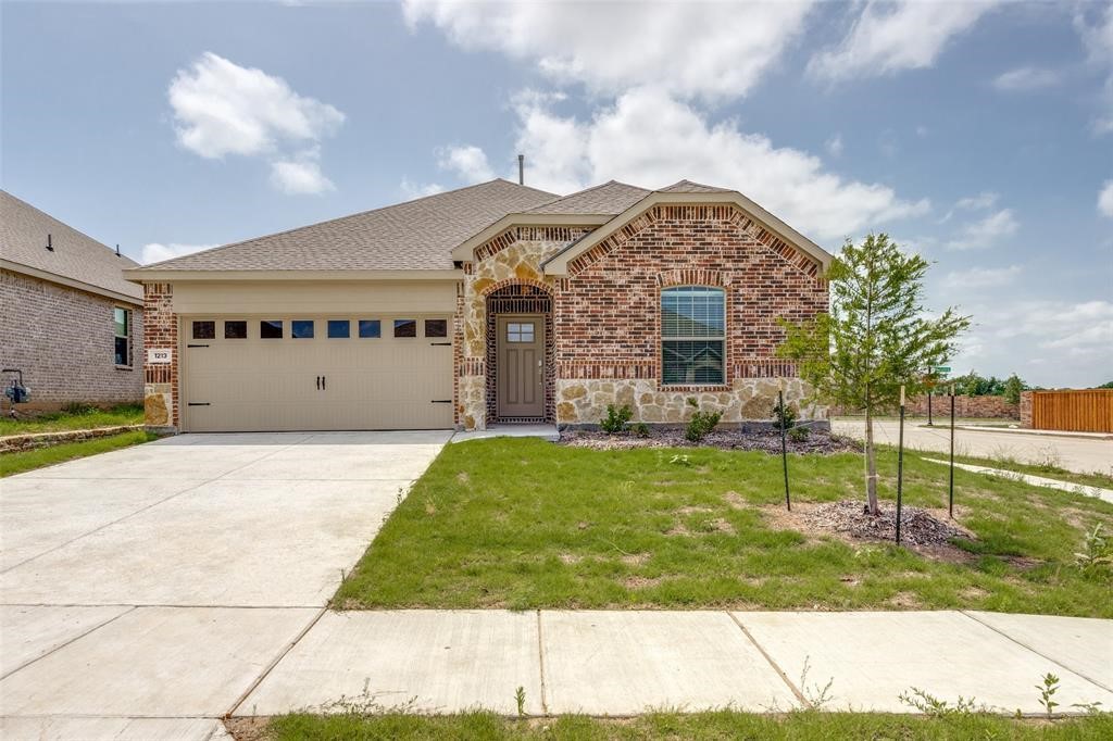 Property photo 01 of 1213 Blue Spring Drive, Anna, TX 75409 | MLS #21235367
