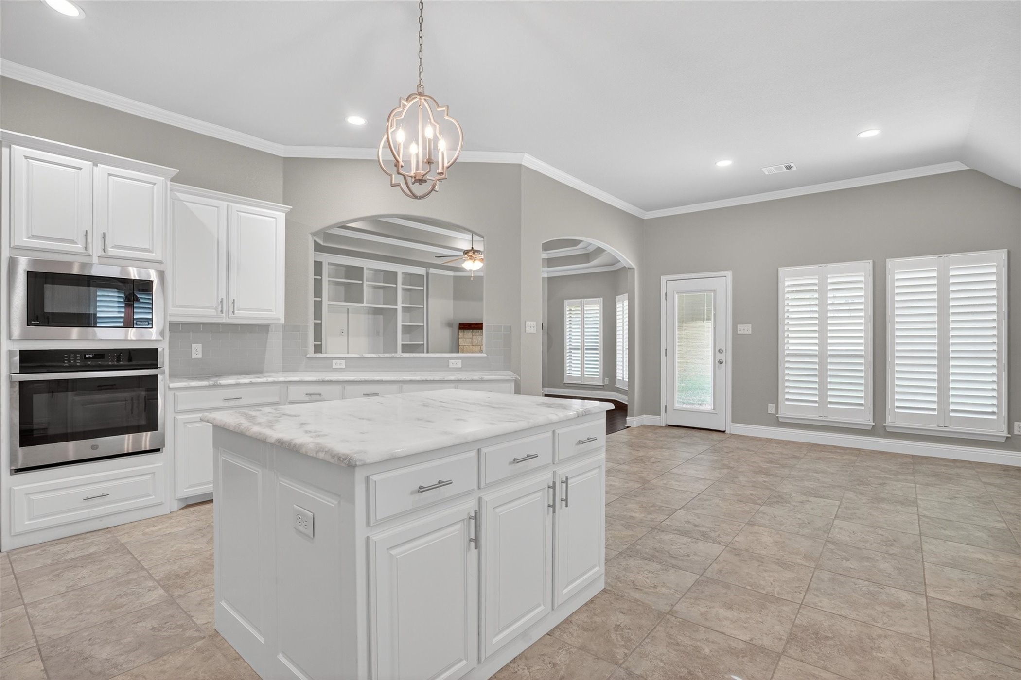 1019 Merriam Court, Weatherford, TX, 76087