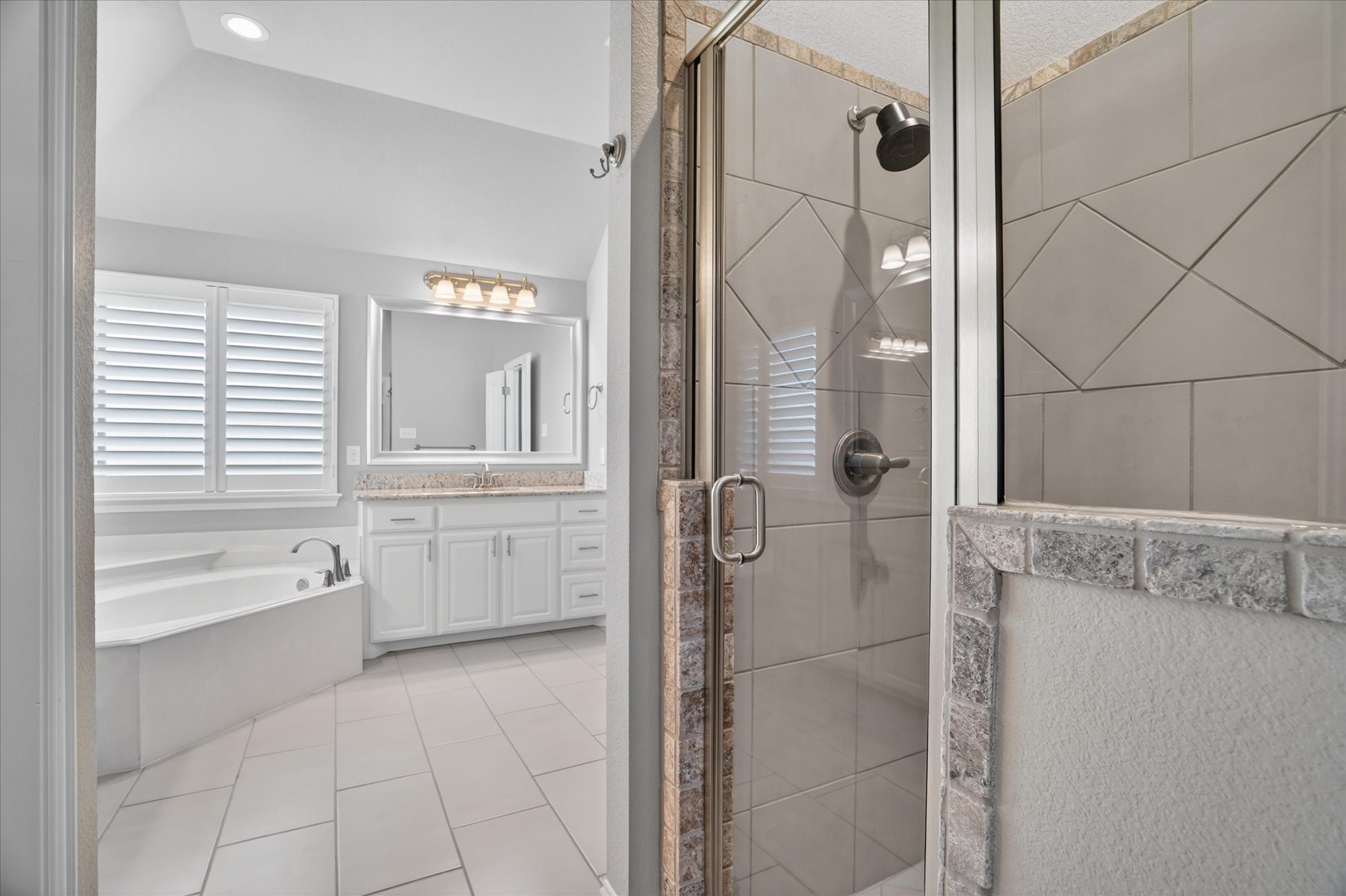 1019 Merriam Court, Weatherford, TX, 76087