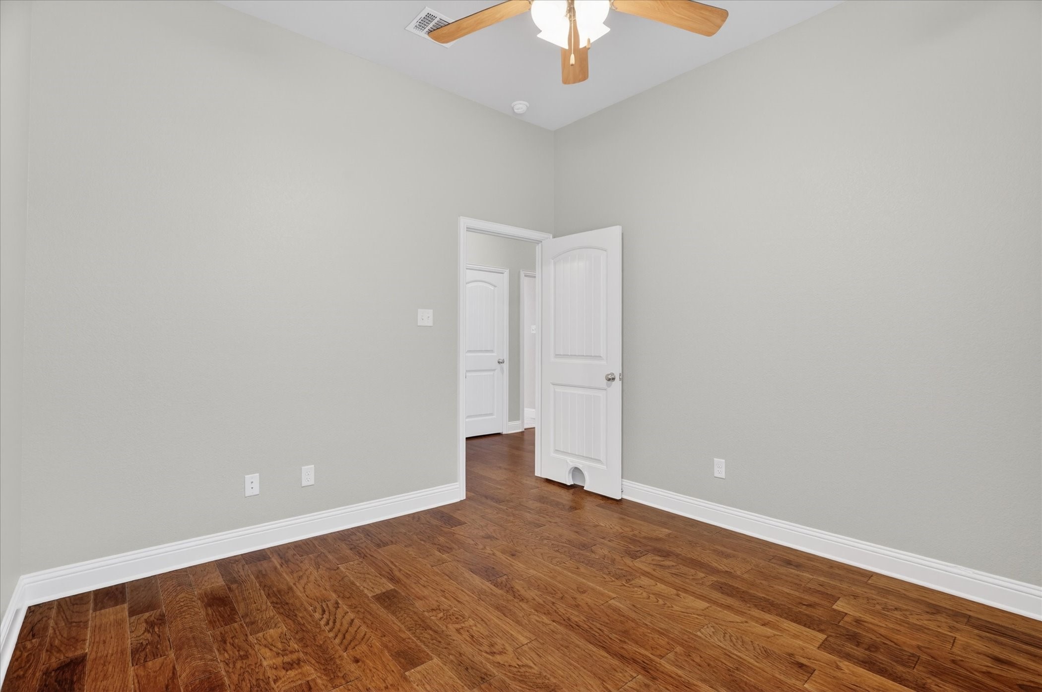 1019 Merriam Court, Weatherford, TX, 76087