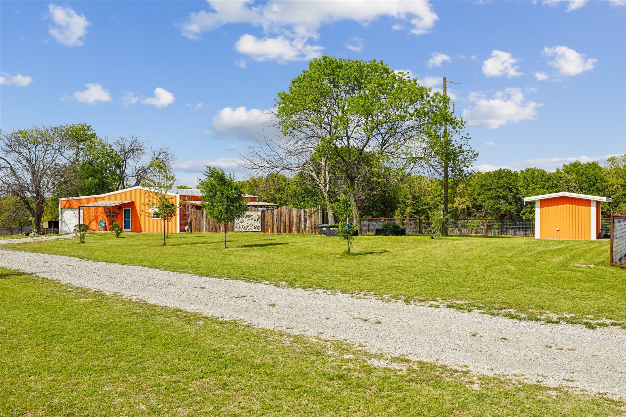 1406 N Johnson Loop, Montague, TX, 76251