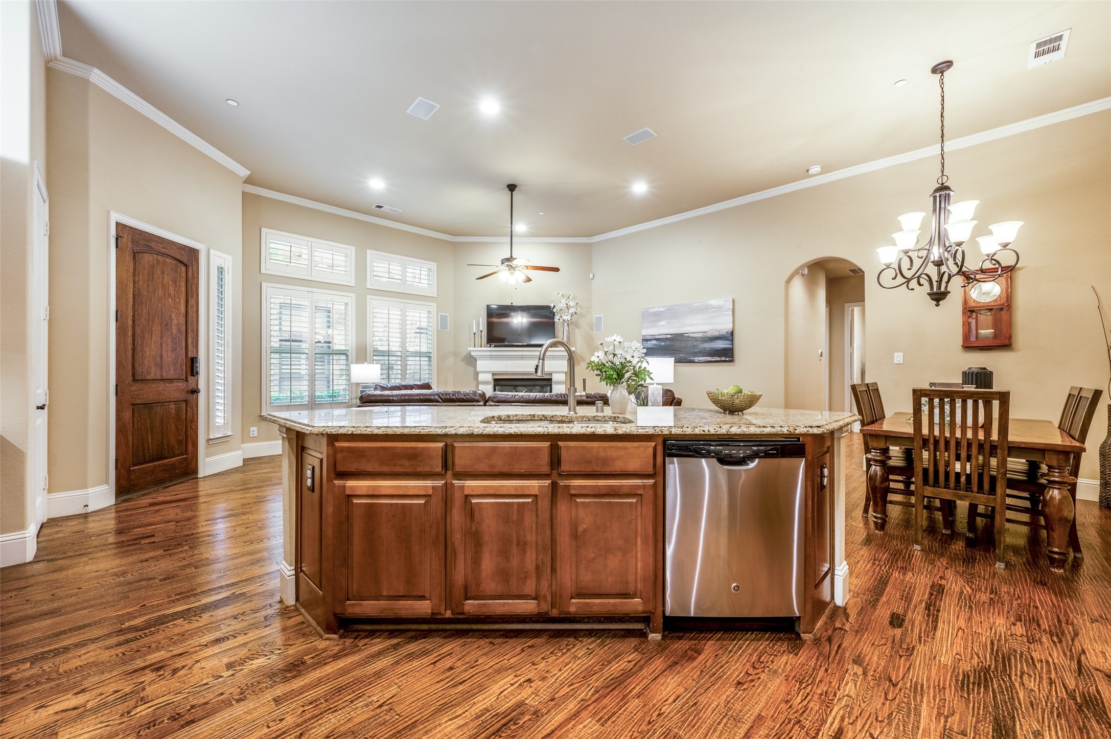 4280 Haskell Drive, Carrollton, TX, 75010