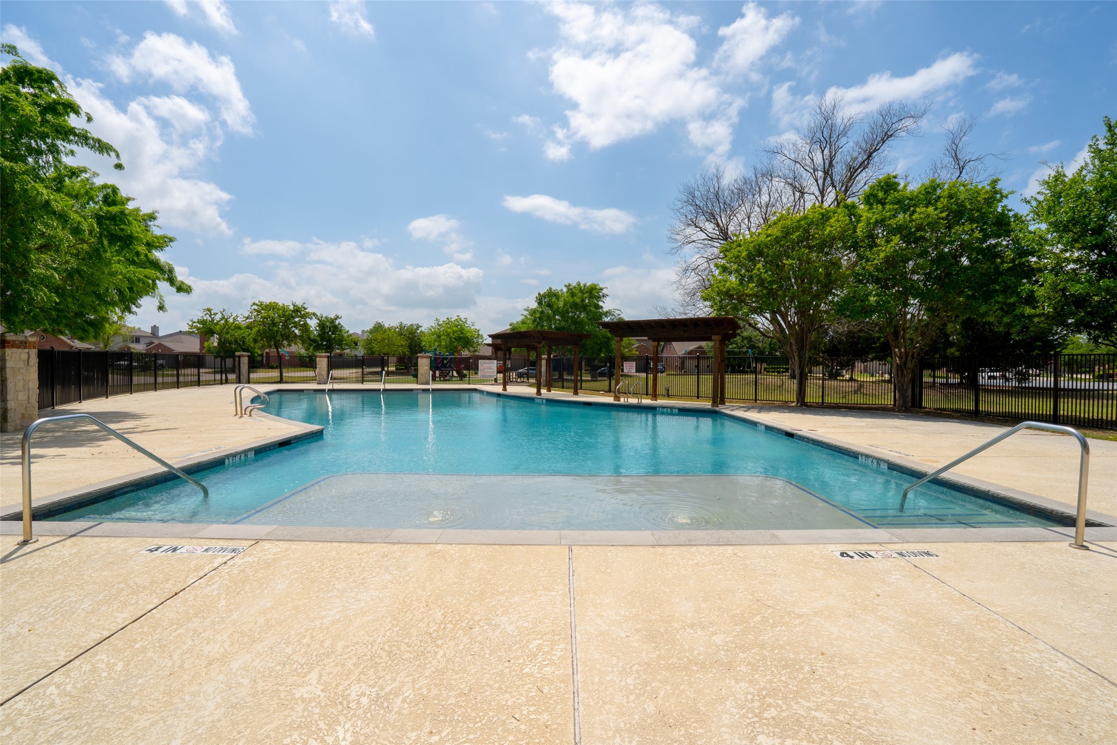 8805 Whirlwind Trail, Aubrey, TX, 76227