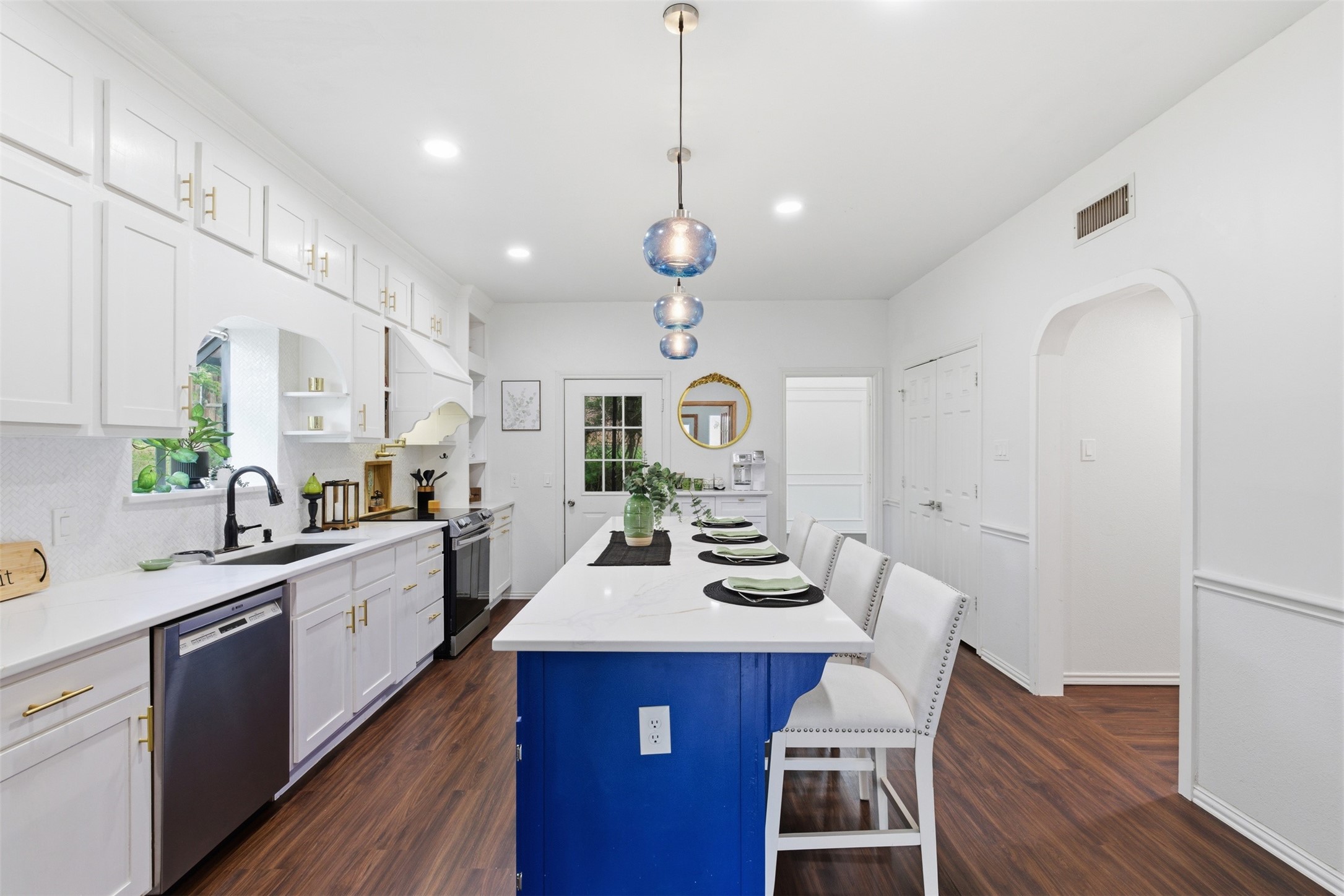 1913 W Arbor Rose Drive, Grand Prairie, TX, 75050