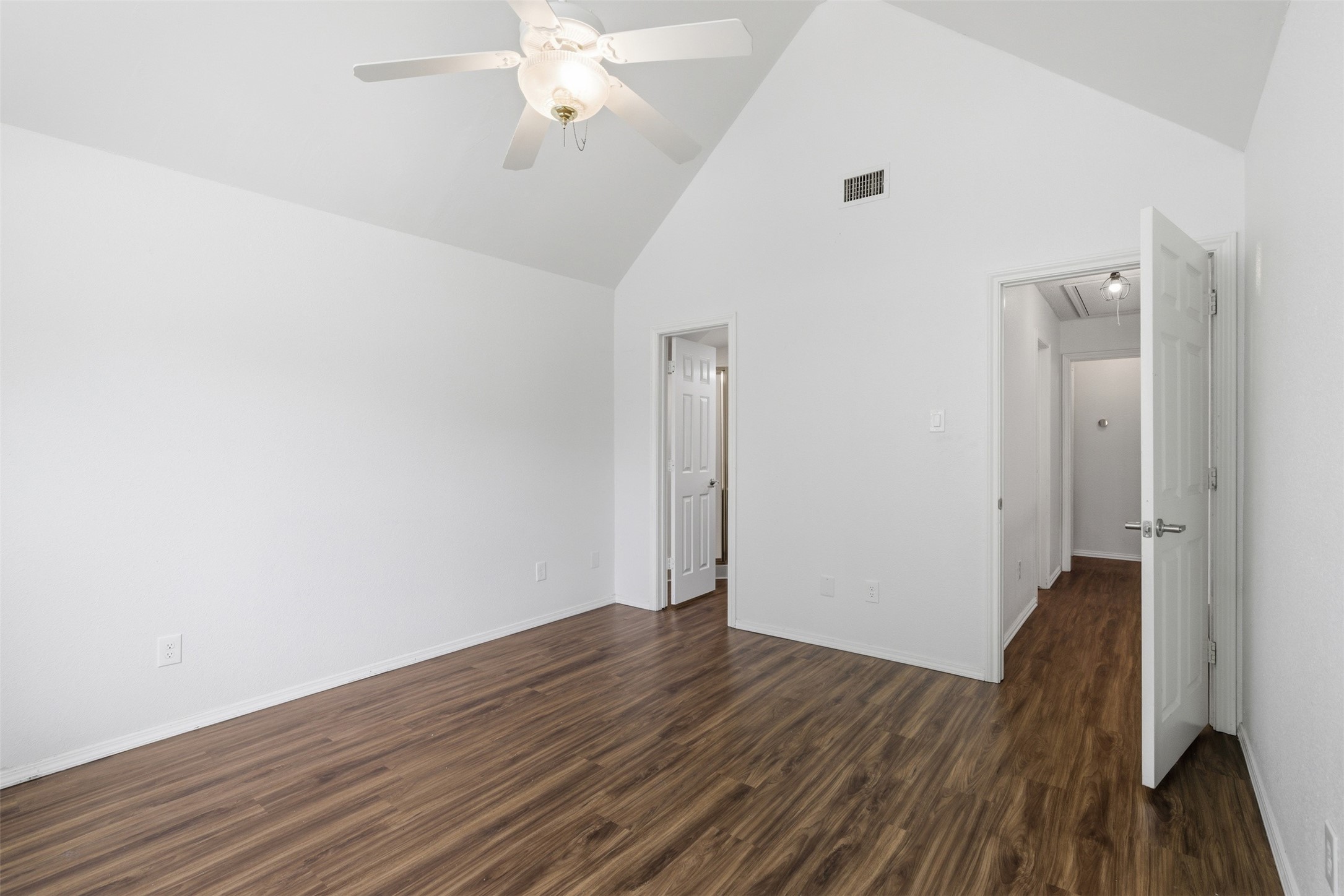 1913 W Arbor Rose Drive, Grand Prairie, TX, 75050