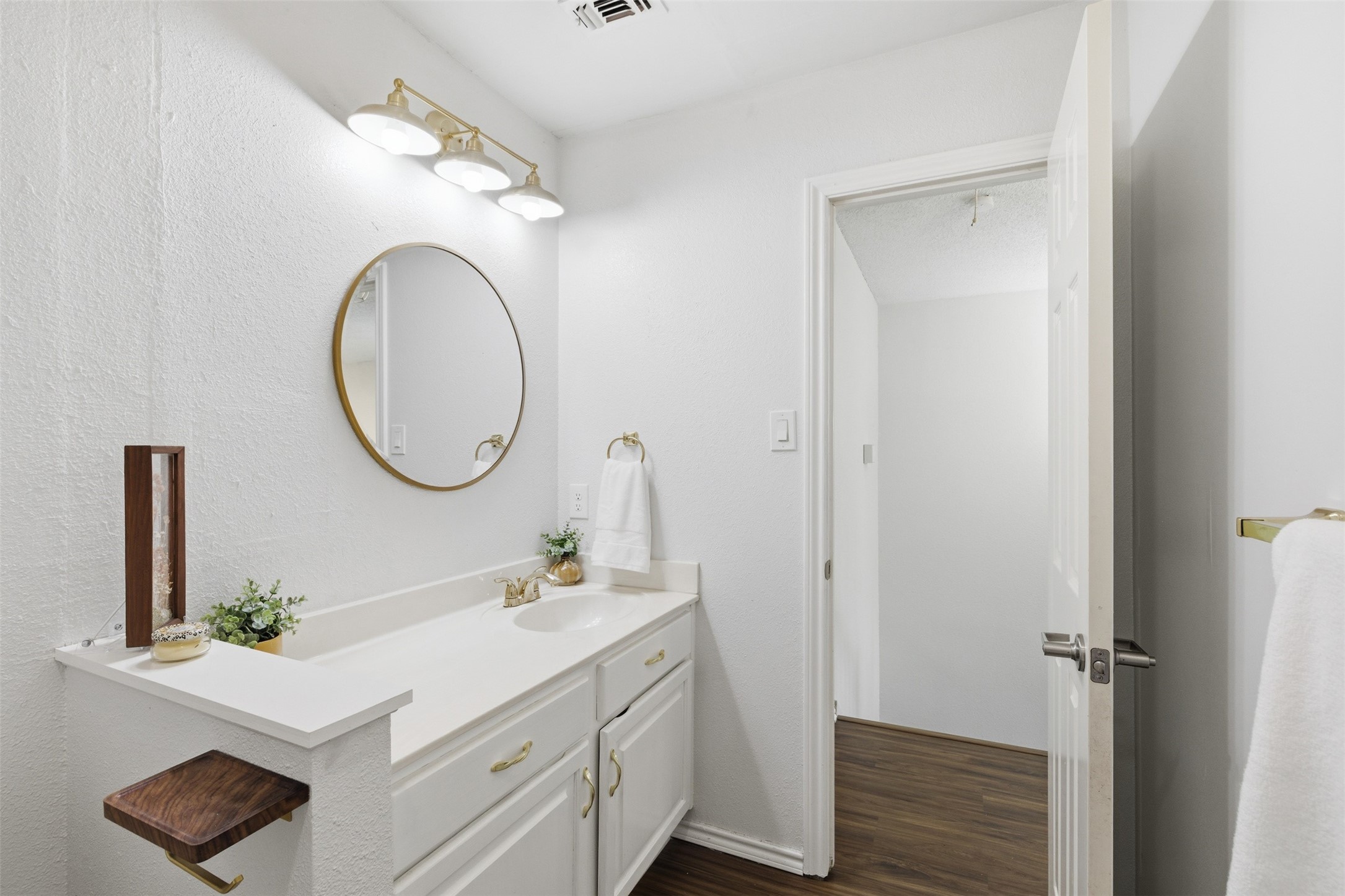 1913 W Arbor Rose Drive, Grand Prairie, TX, 75050