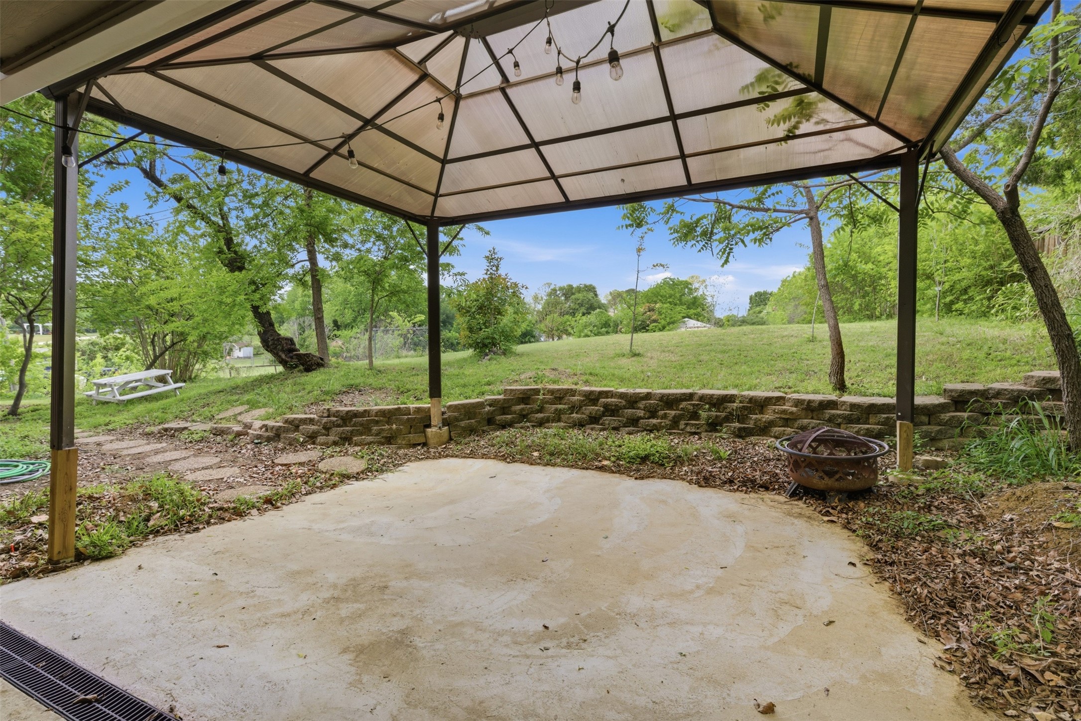1913 W Arbor Rose Drive, Grand Prairie, TX, 75050