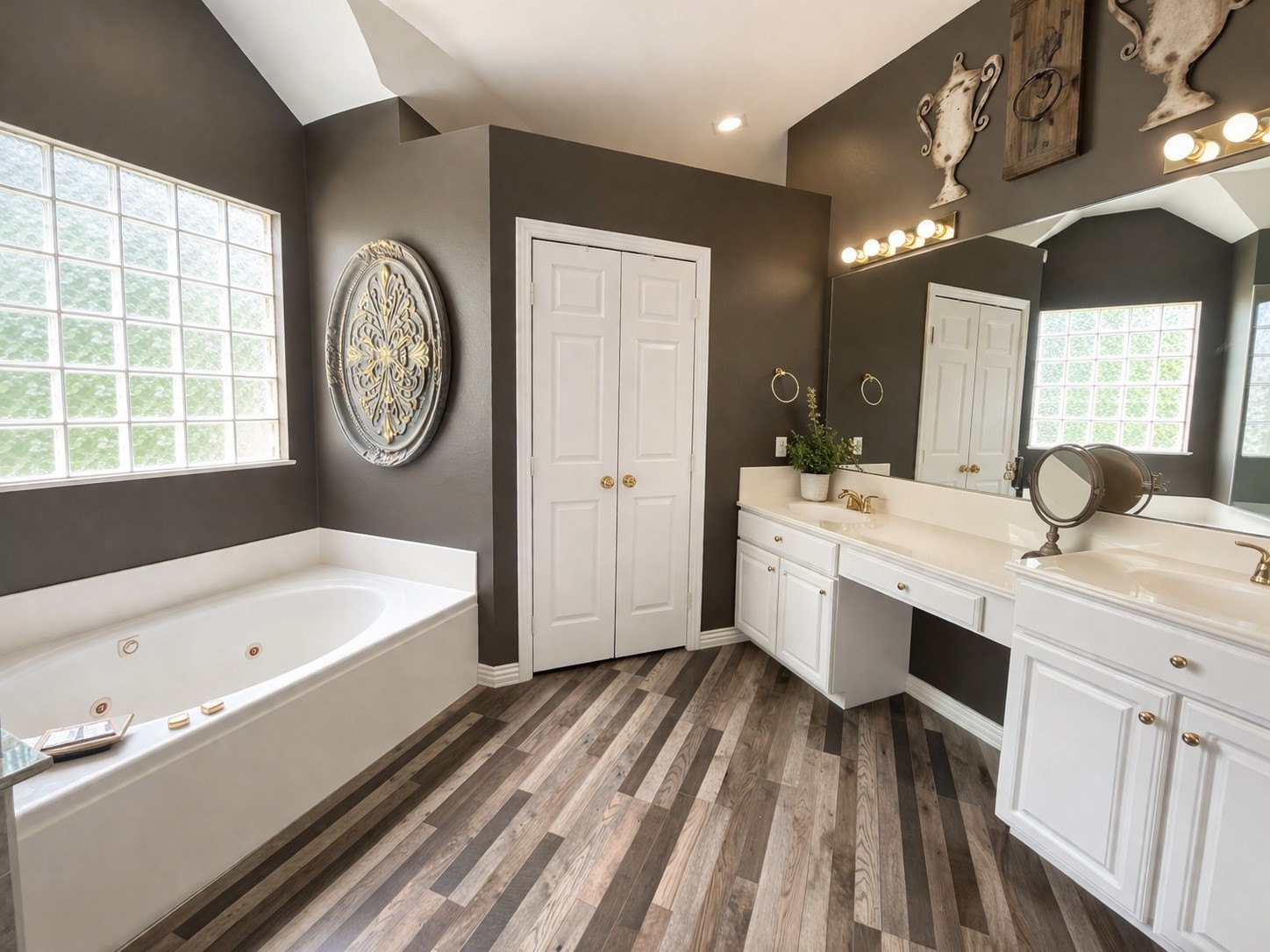 2223 Briary Trace Court, Lewisville, TX, 75077