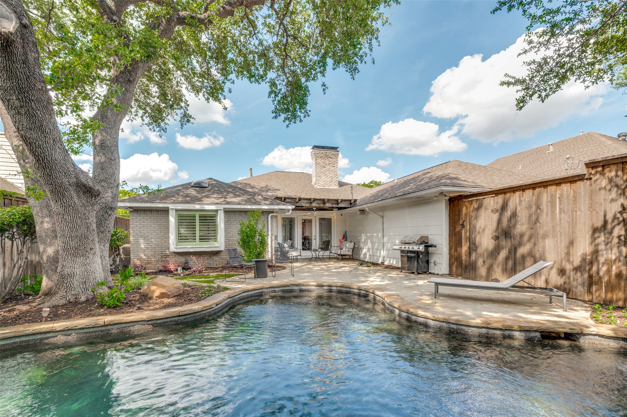 5322 W Mockingbird Lane, Dallas, TX, 75209