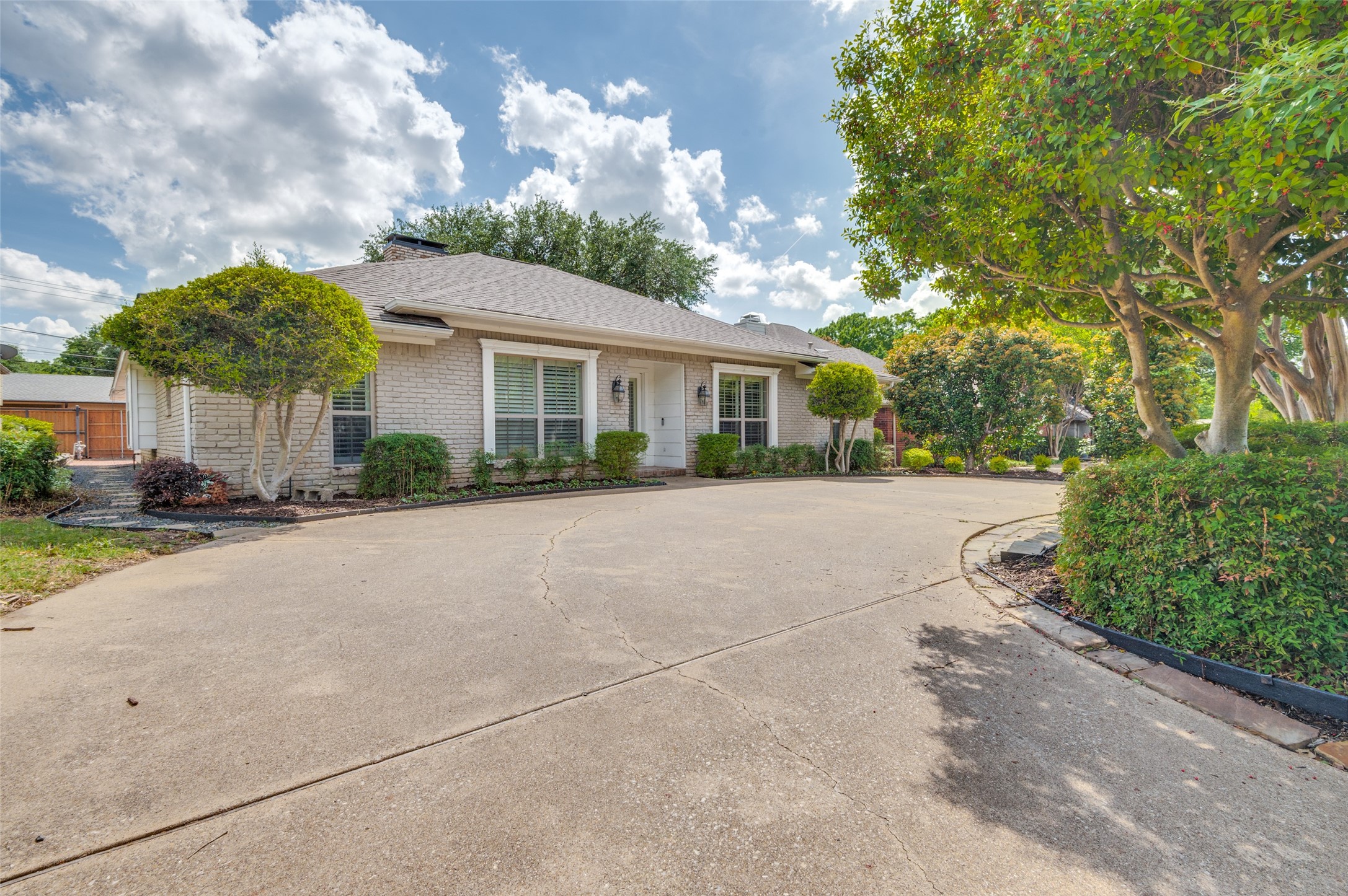 5322 W Mockingbird Lane, Dallas, TX, 75209