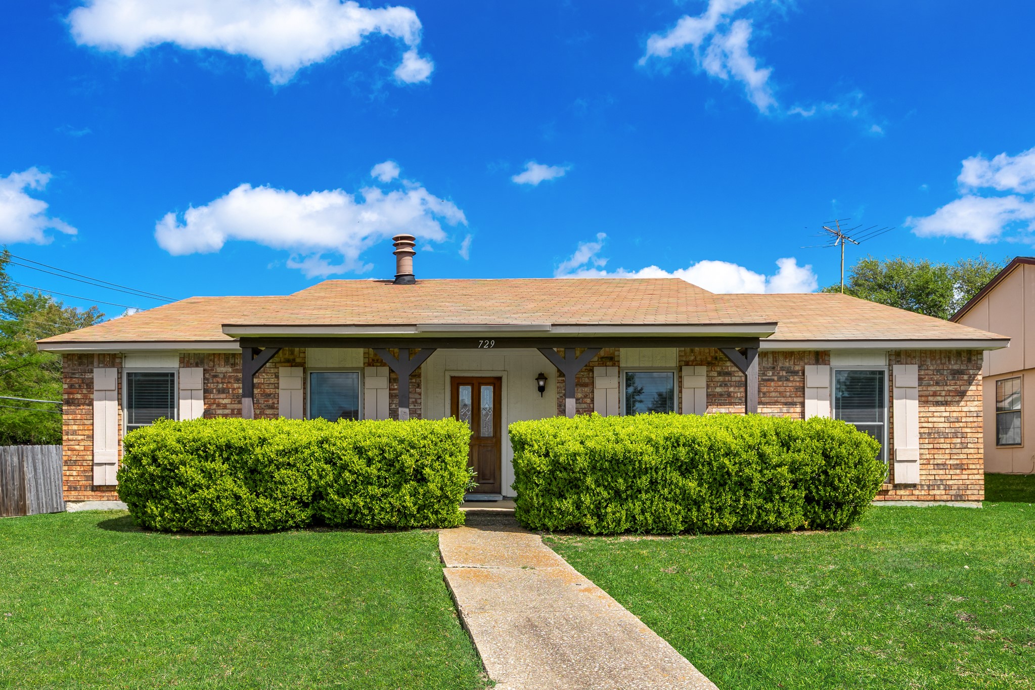 729 Via Altos, Mesquite, TX, 75150