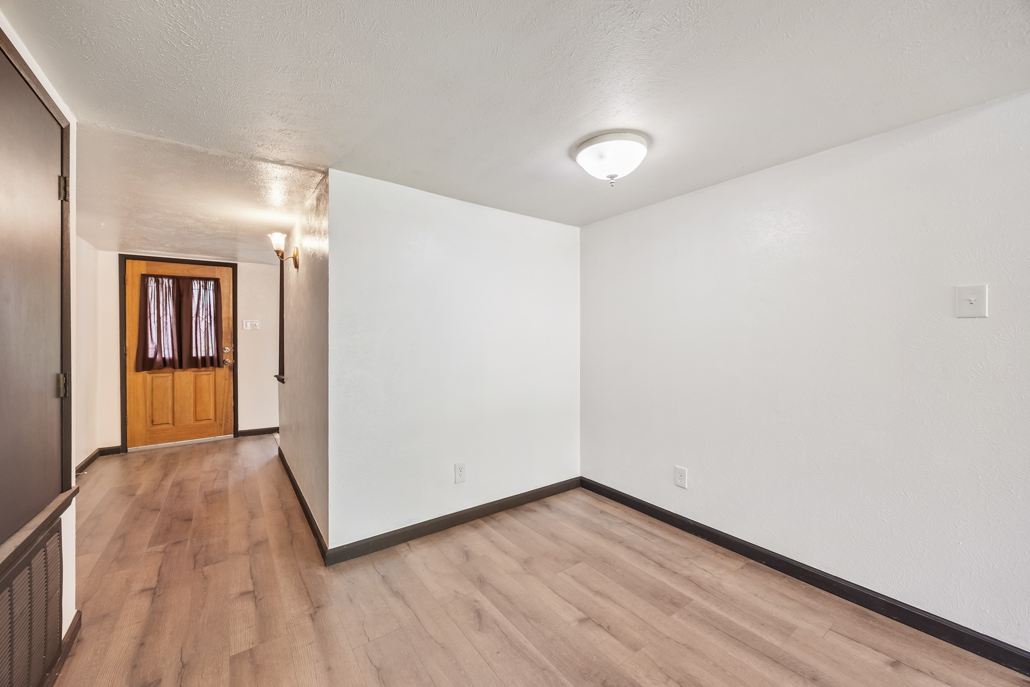 729 Via Altos, Mesquite, TX, 75150