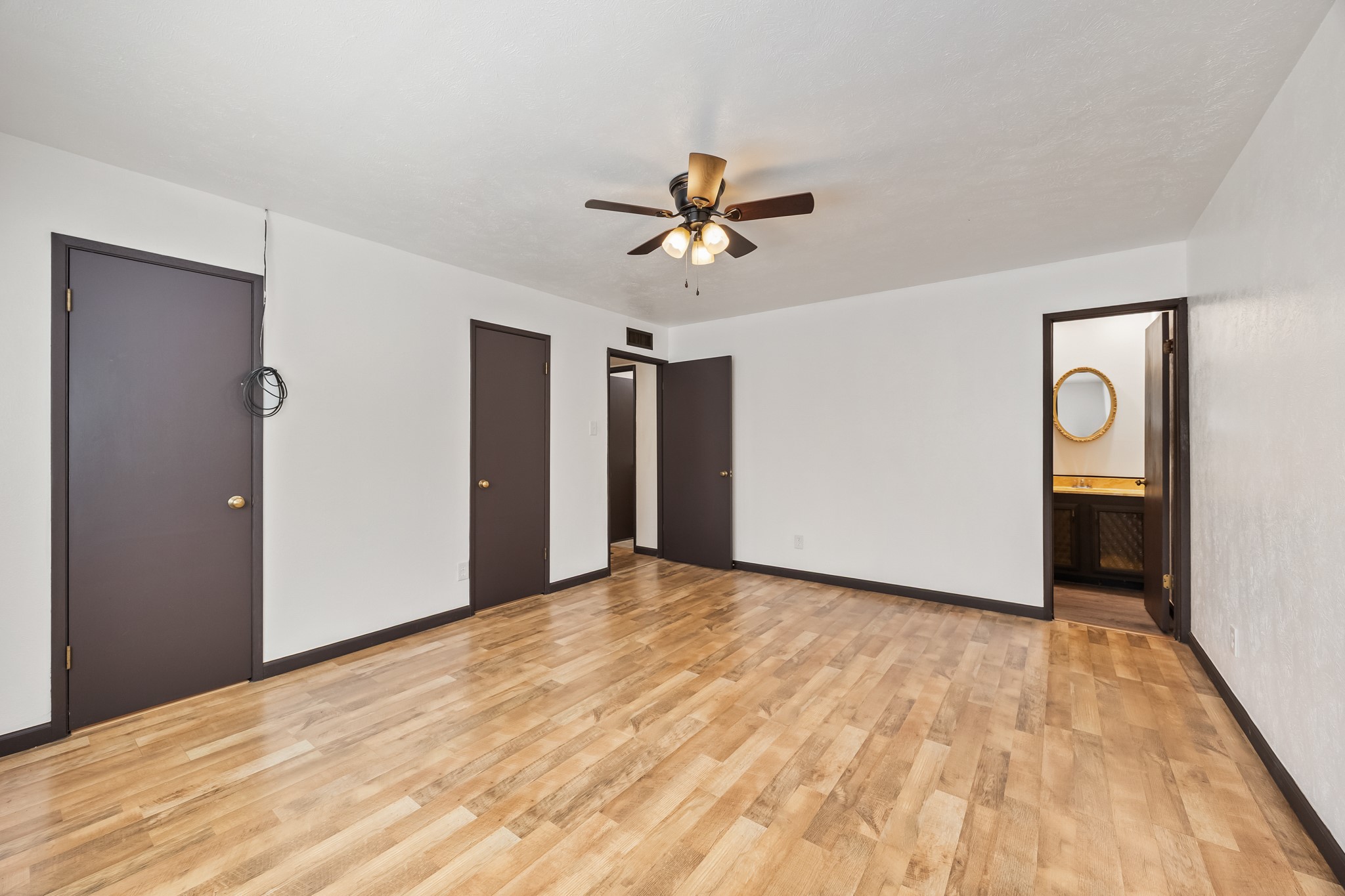 729 Via Altos, Mesquite, TX, 75150