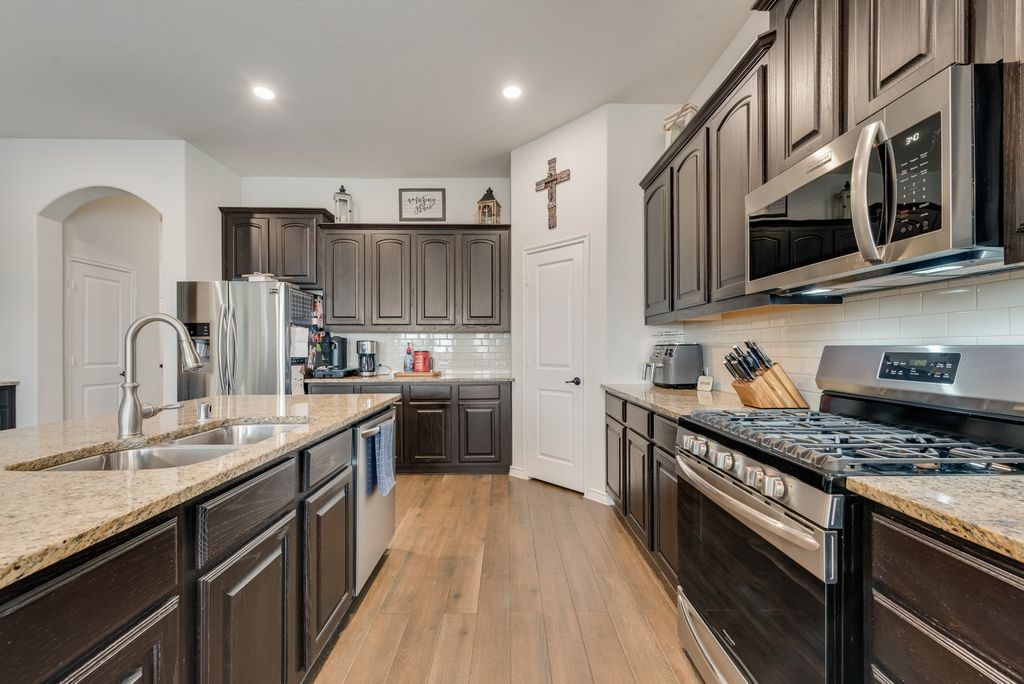 Property photo 03 of 2443 San Marcos Drive, Forney, TX 75126 | MLS #21235949