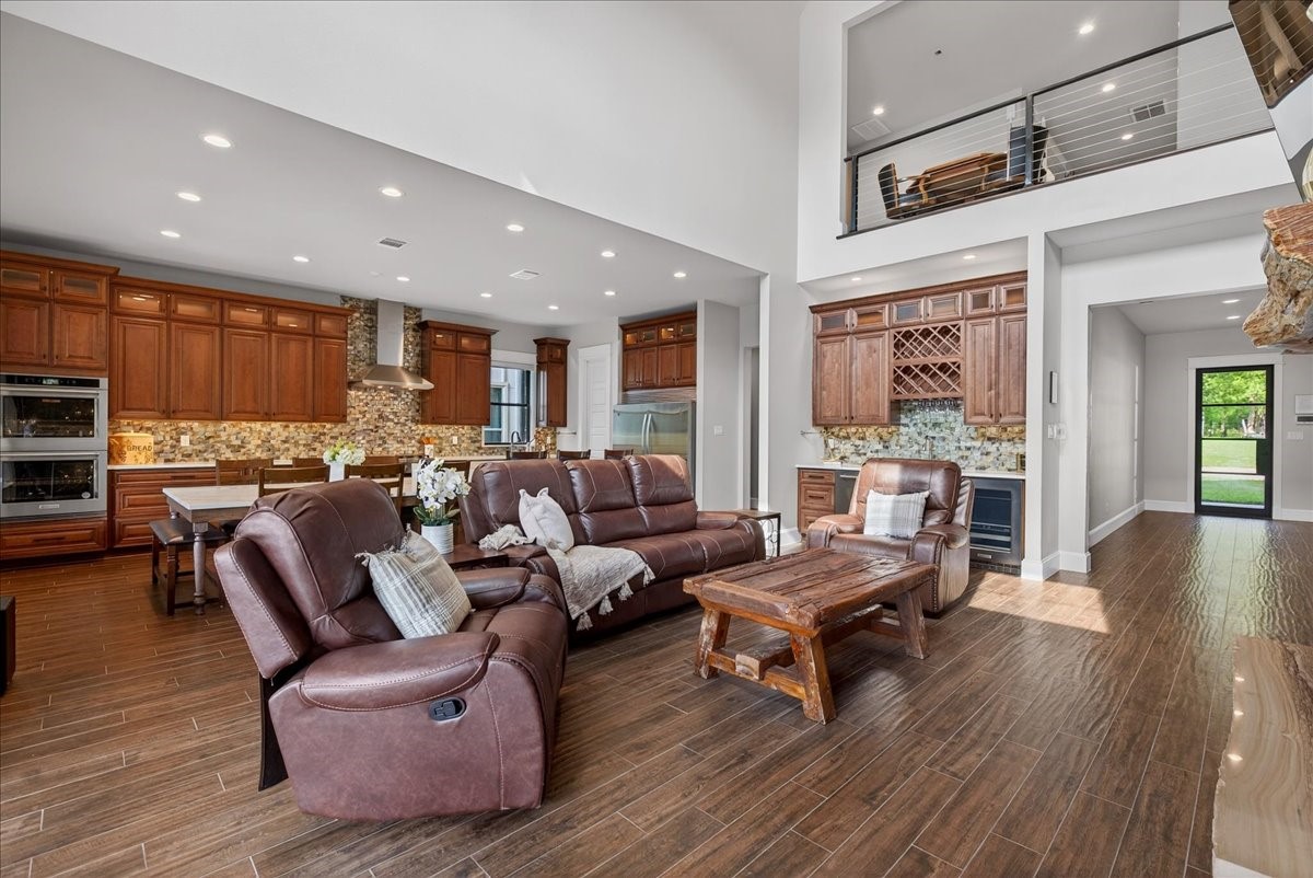 2005 Emma Drive, Tool, TX, 75143