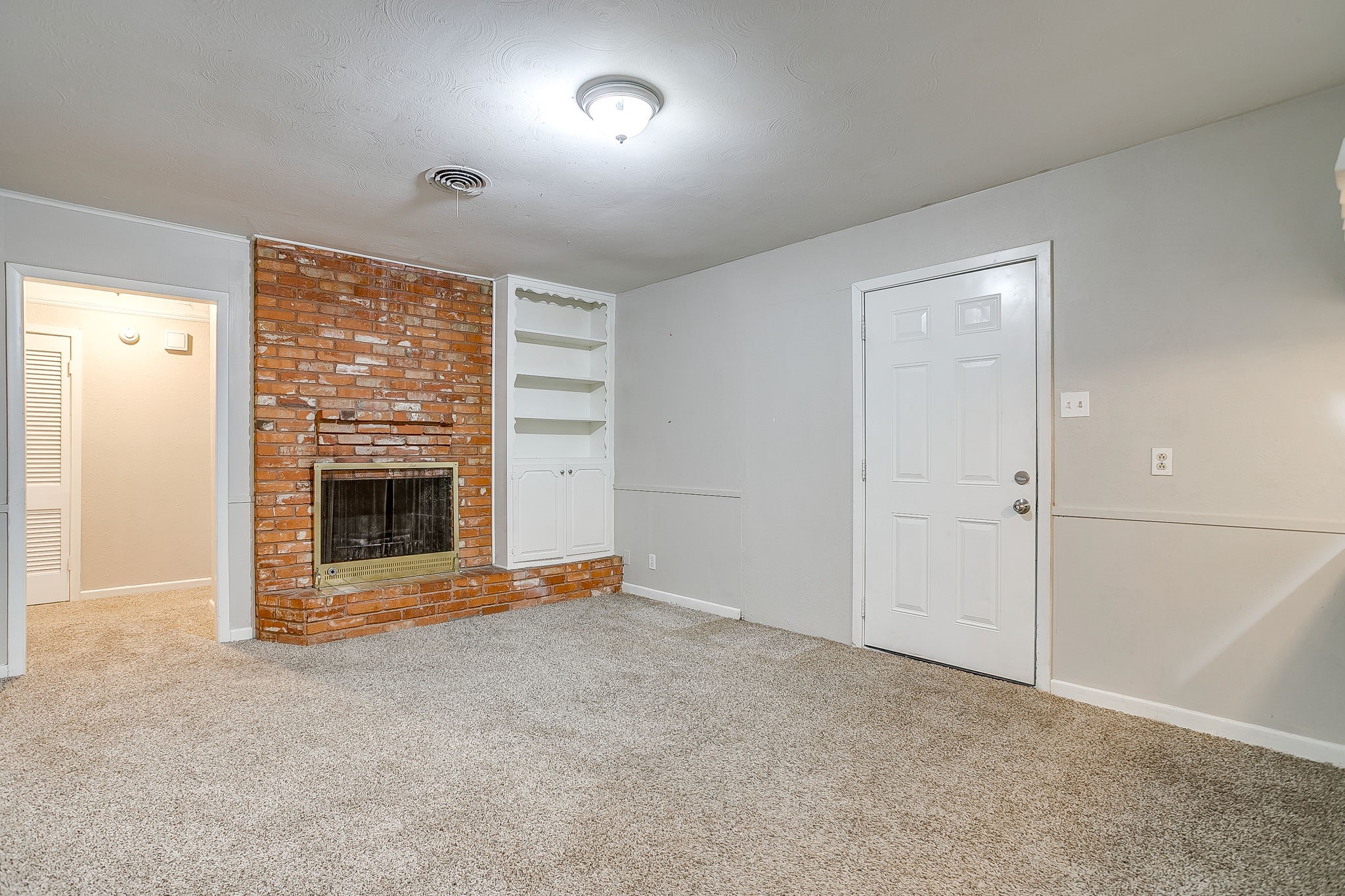 2008 Terbet Lane, Fort Worth, TX, 76112