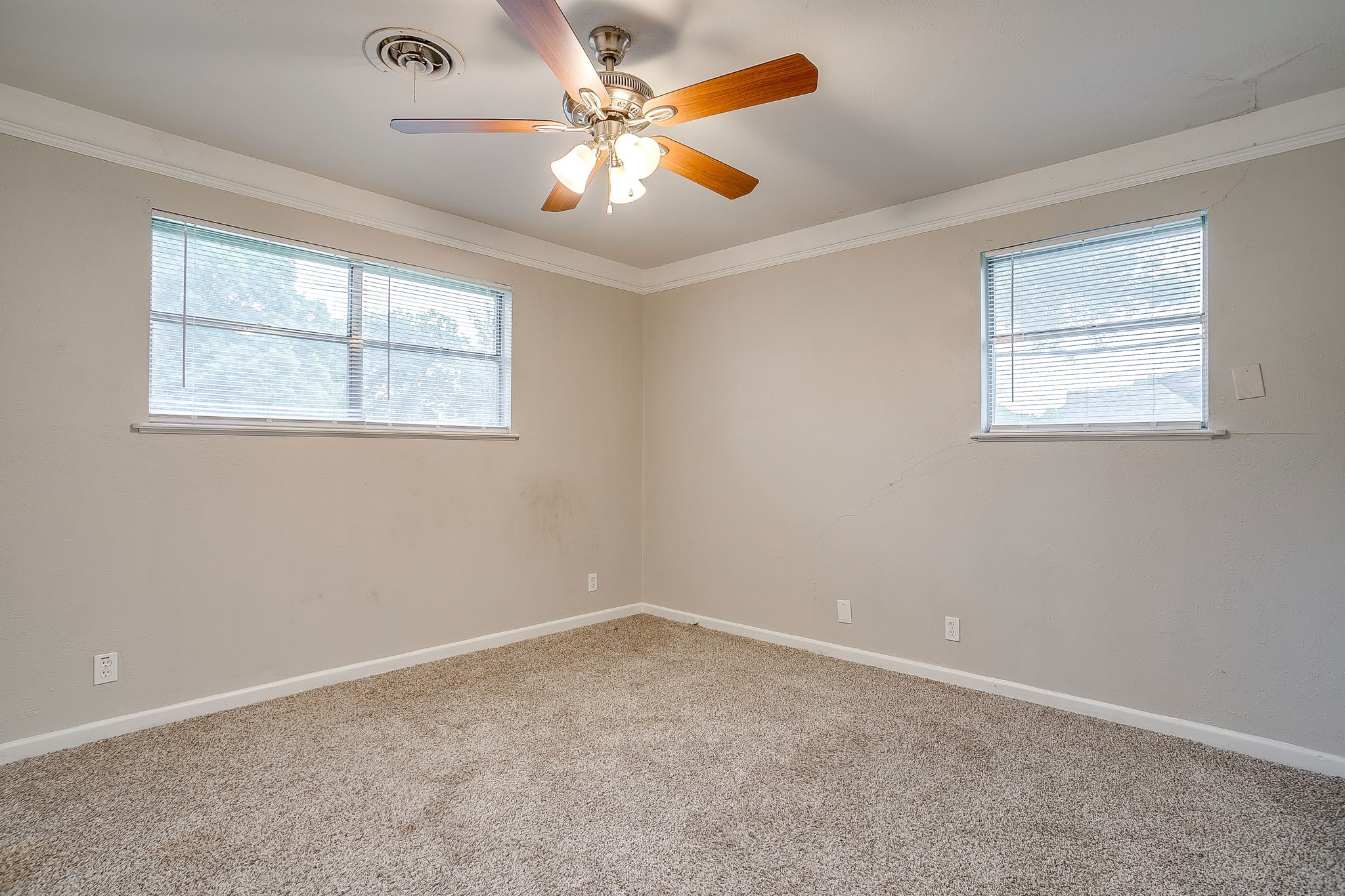 2008 Terbet Lane, Fort Worth, TX, 76112