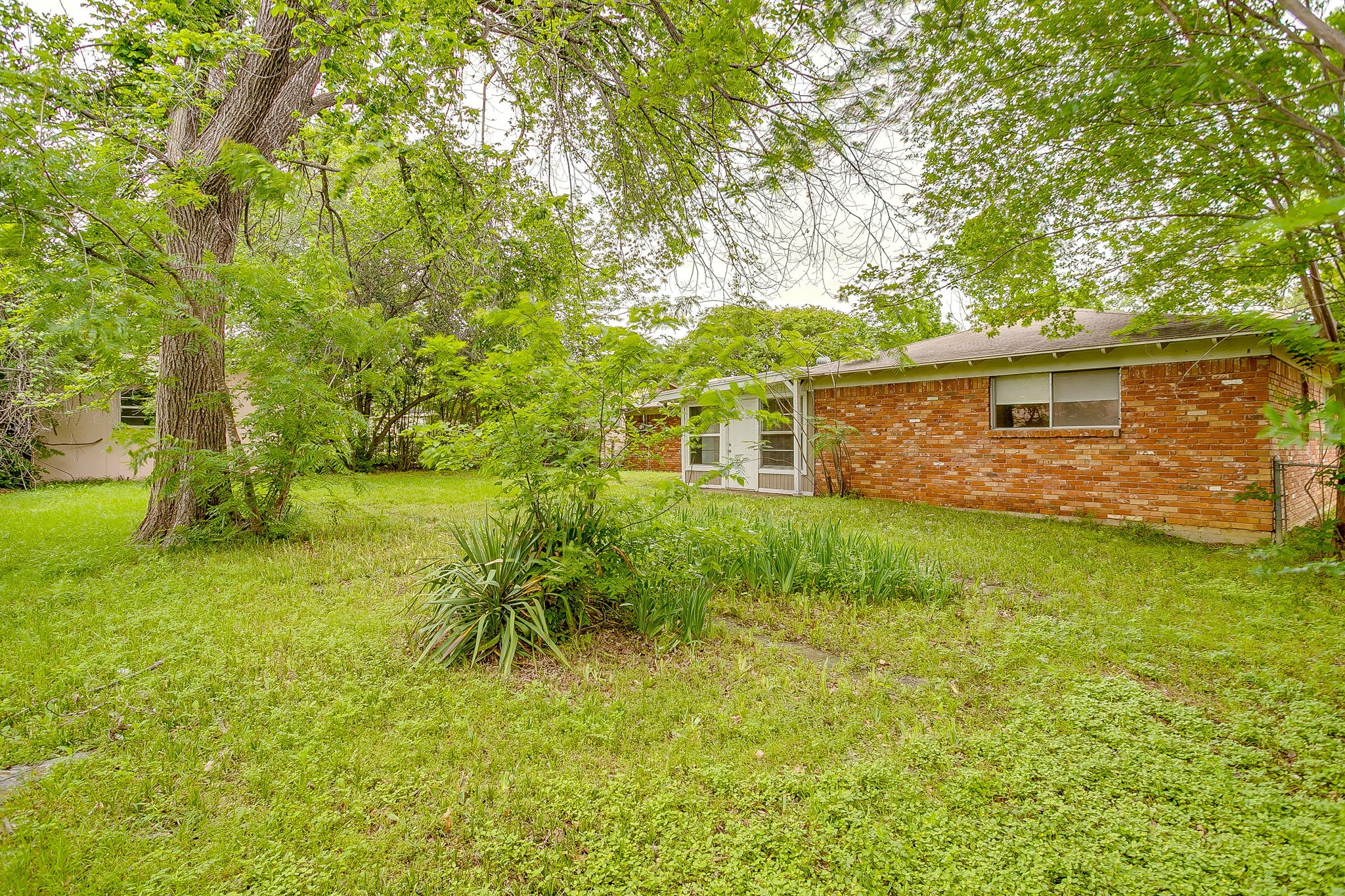 2008 Terbet Lane, Fort Worth, TX, 76112