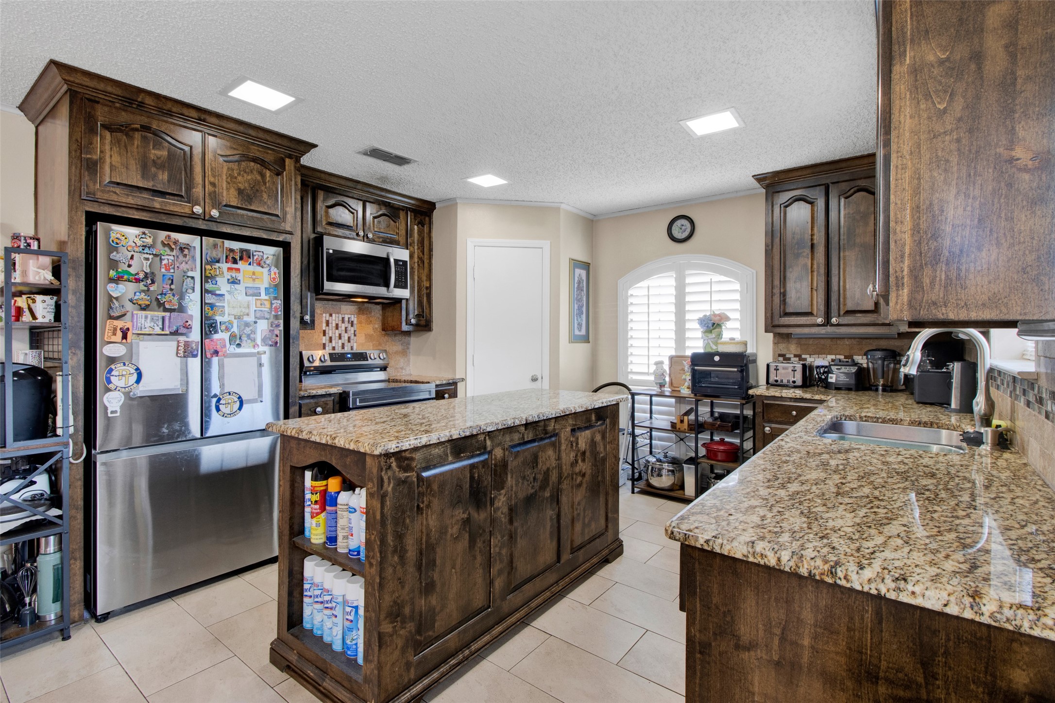 902 Kingsbury Court, Longview, TX, 75604