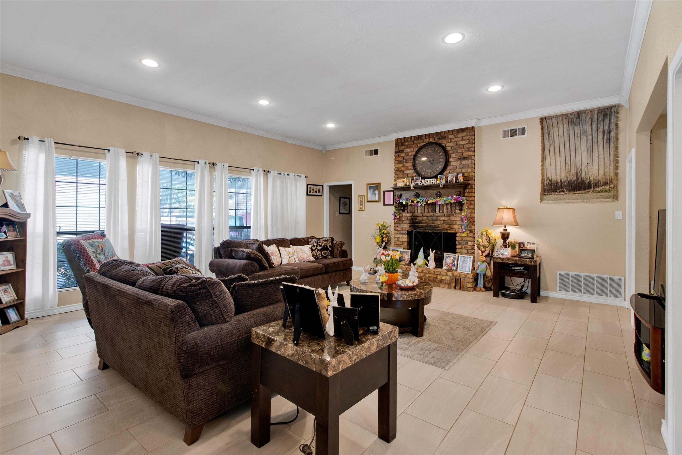902 Kingsbury Court, Longview, TX, 75604