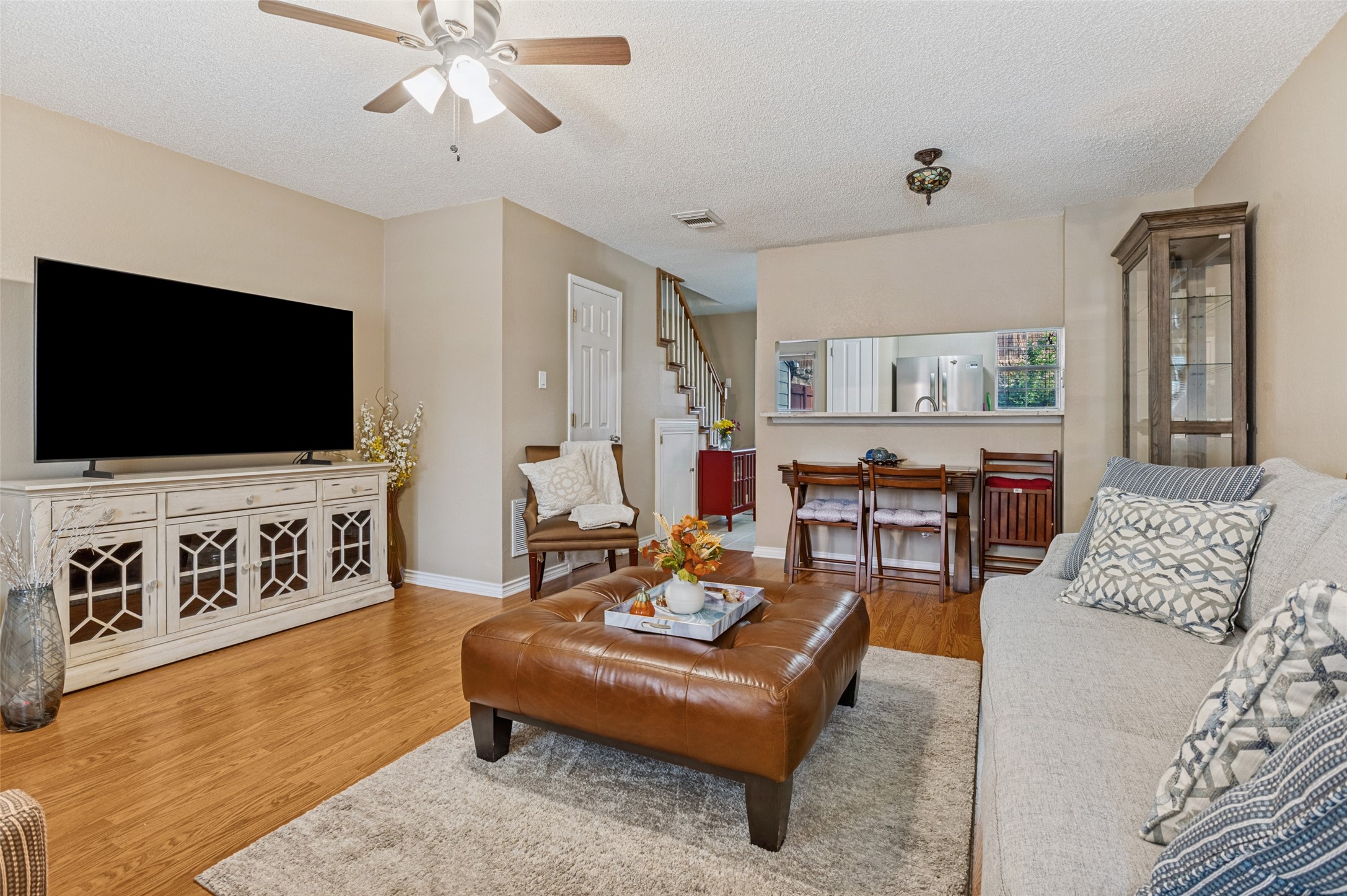 22 Abbey Road, Euless, TX, 76039