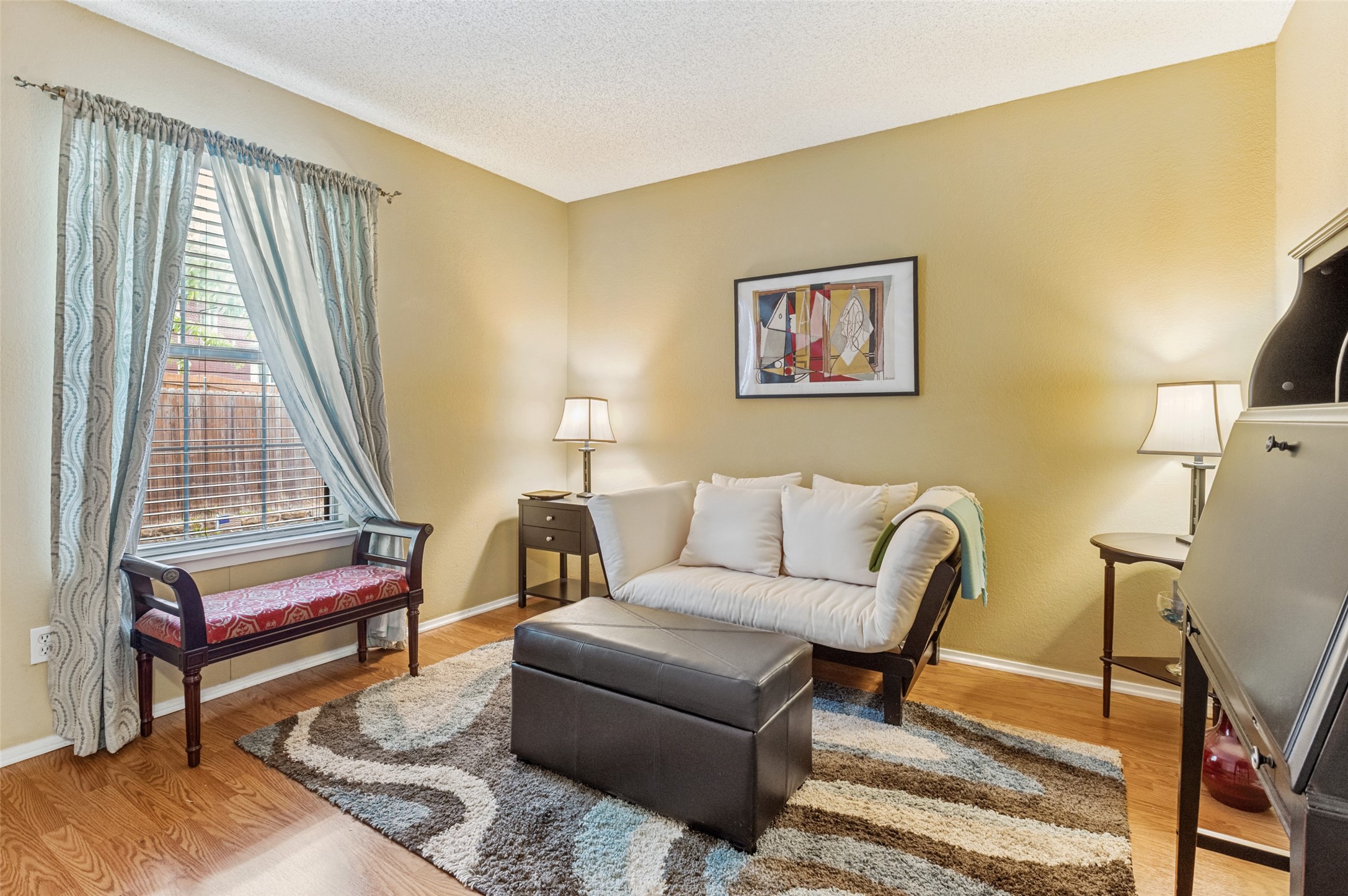 22 Abbey Road, Euless, TX, 76039