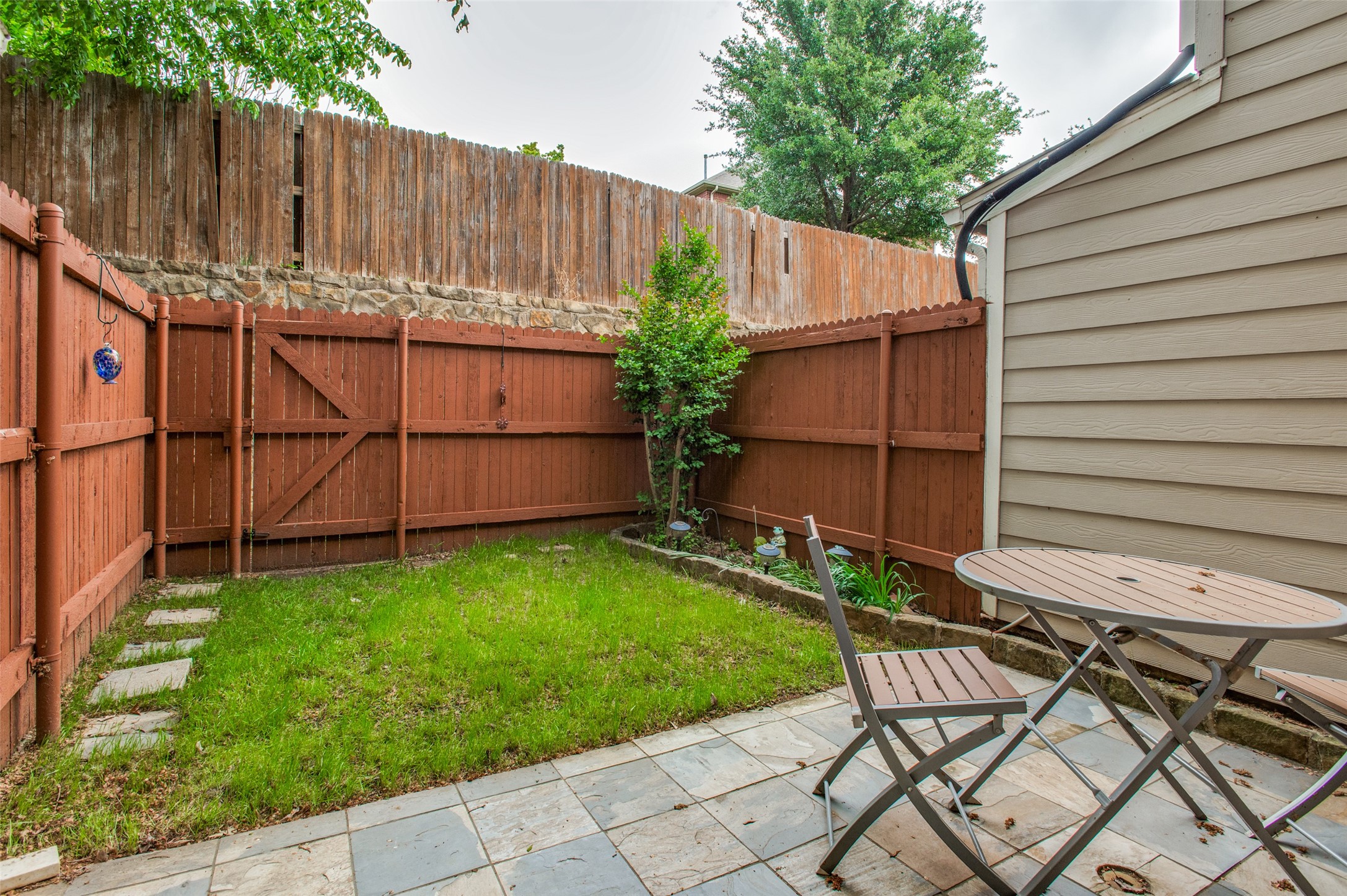 22 Abbey Road, Euless, TX, 76039