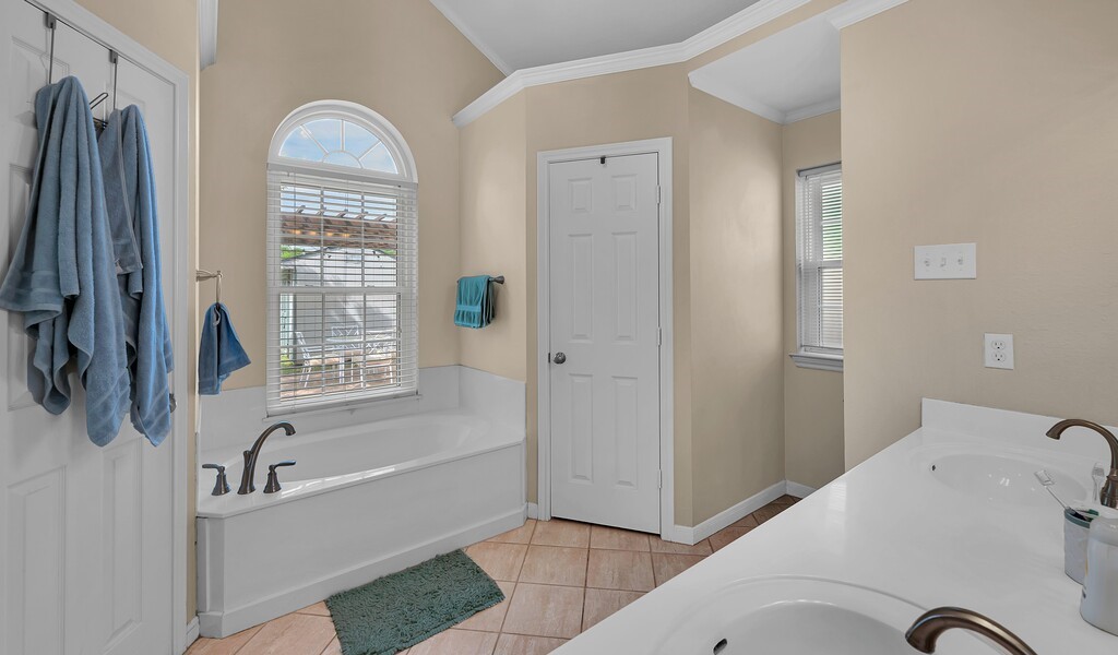 1060 Cheyenne Trail, Hewitt, TX, 76643