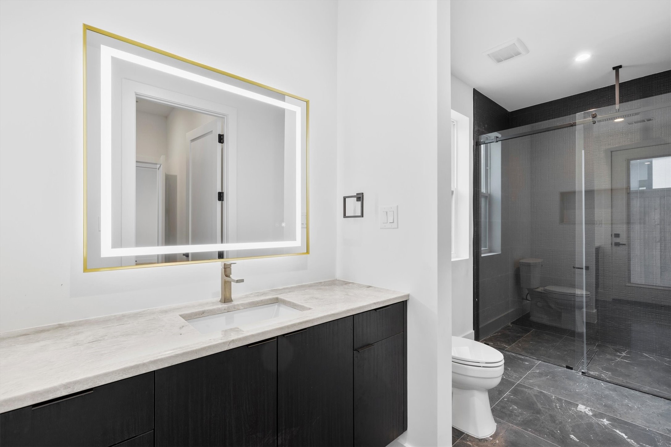 9434 Biscayne Boulevard, Dallas, TX, 75218