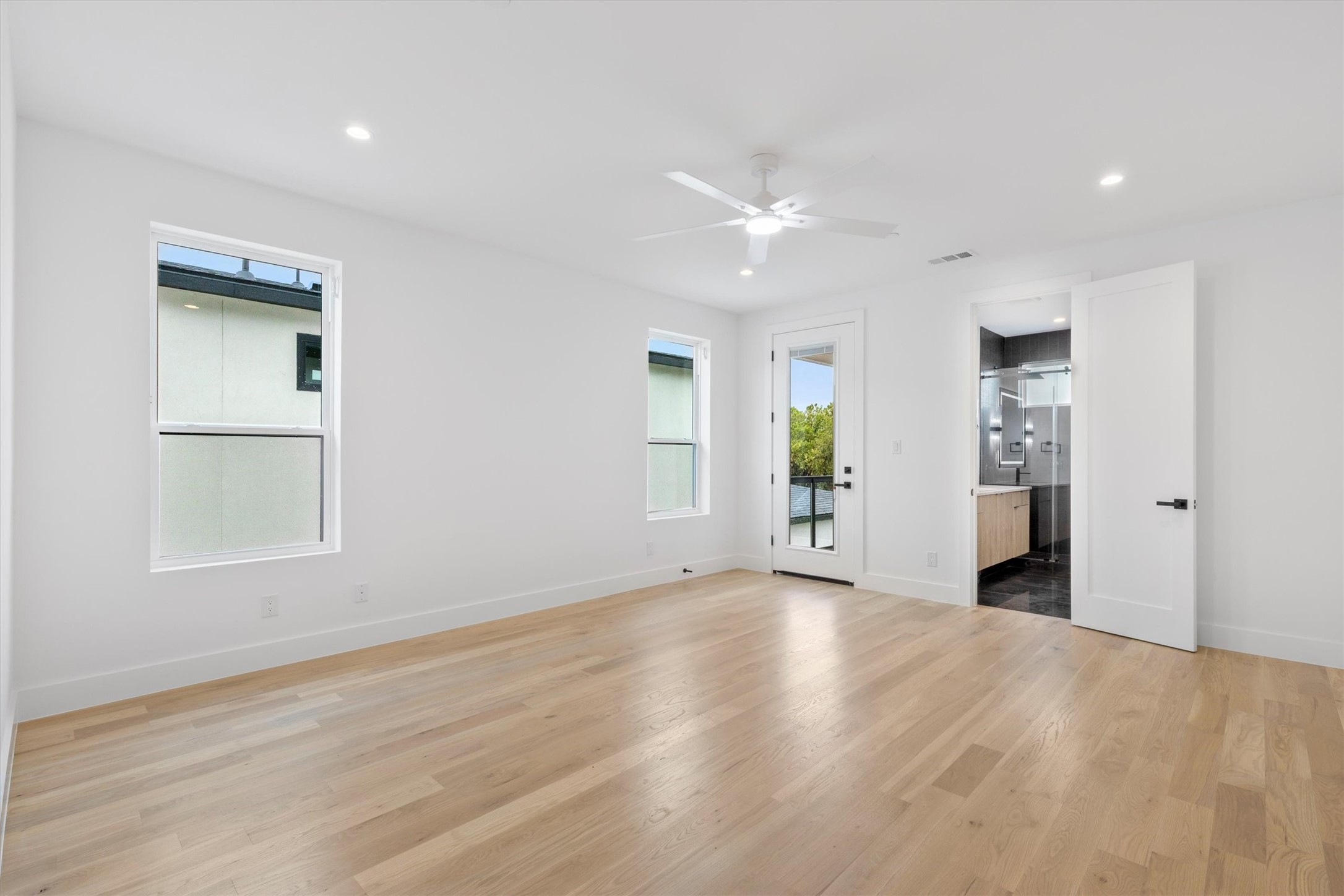 9434 Biscayne Boulevard, Dallas, TX, 75218