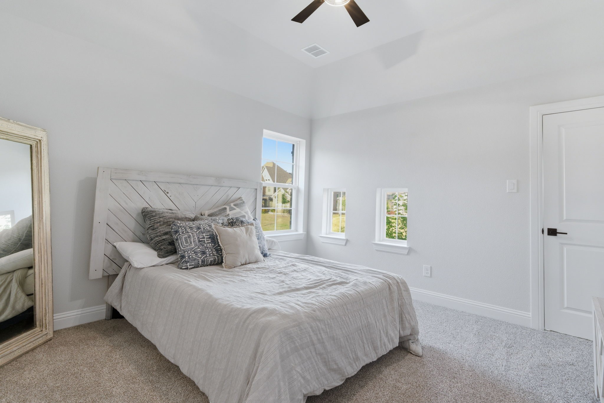 1536 Thebes Alley, Corinth, TX, 76208
