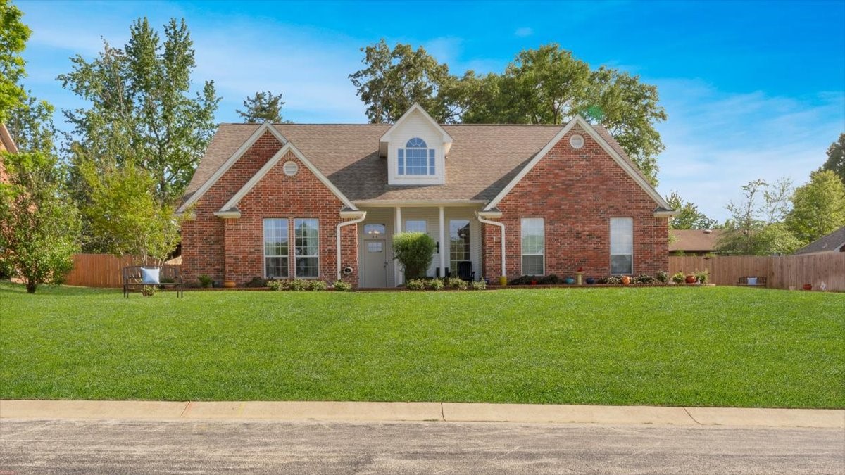 Property photo 01 of 514 Susie Street, Chandler, TX 75758 | MLS #21236775