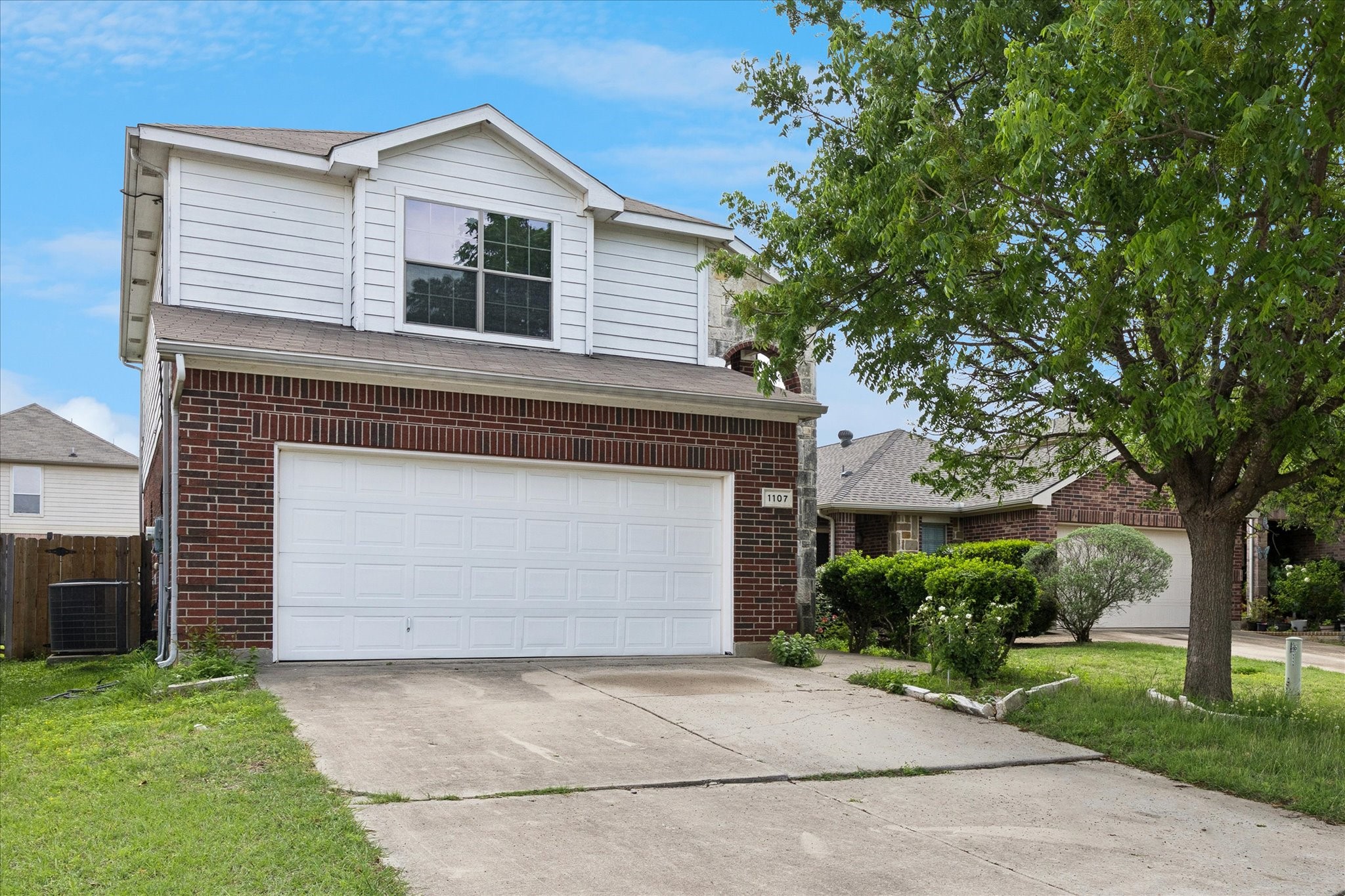 Property photo 03 of 1107 Kielder Court Fort, Worth, TX 76134 | MLS #21236886