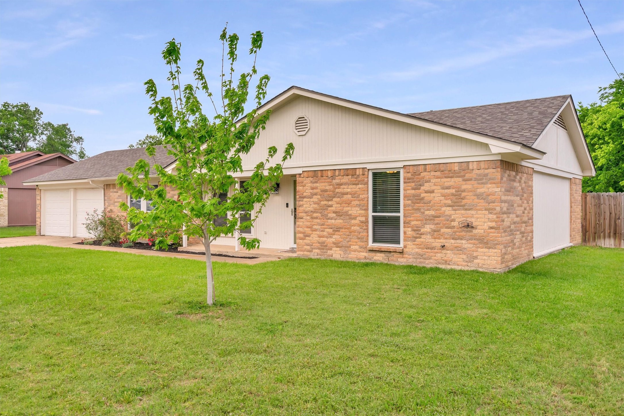 445 Parkridge Boulevard, Burleson, TX, 76028