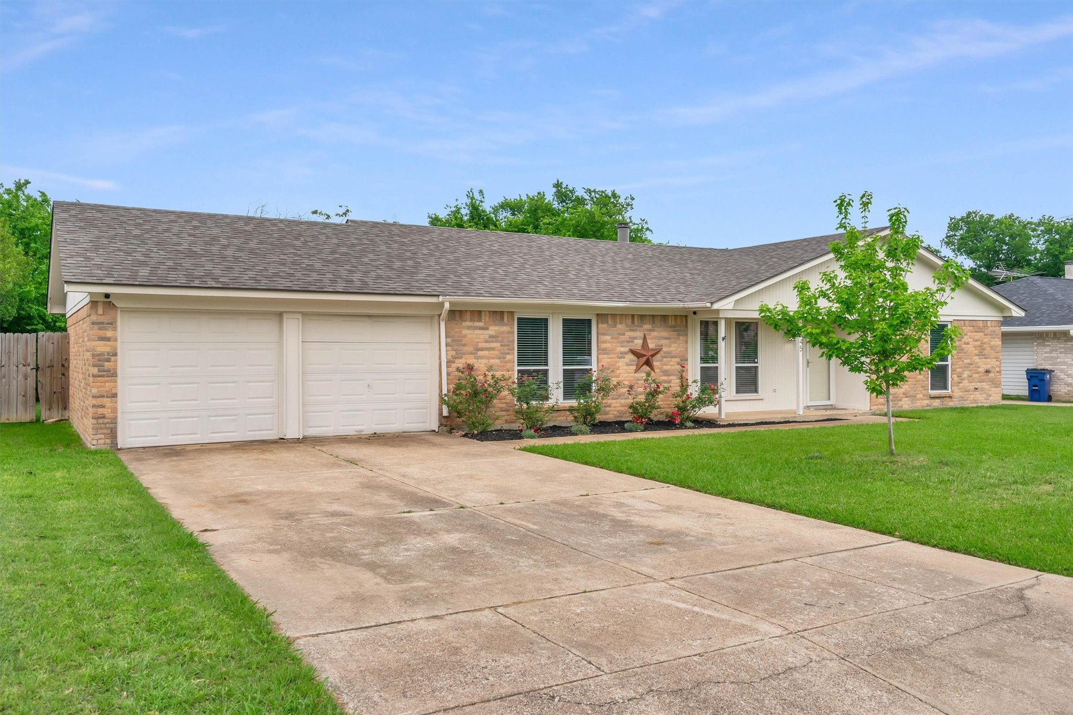 445 Parkridge Boulevard, Burleson, TX, 76028