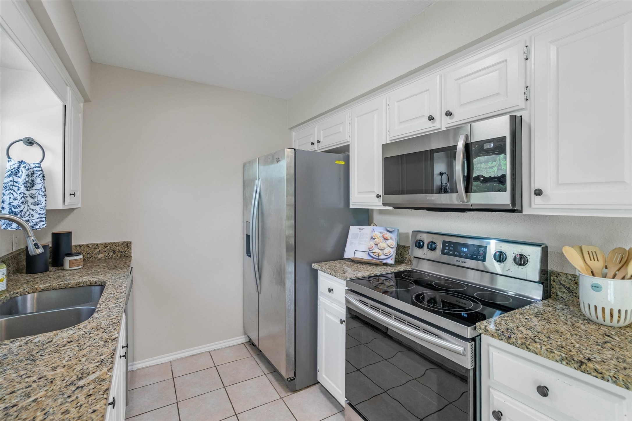 445 Parkridge Boulevard, Burleson, TX, 76028
