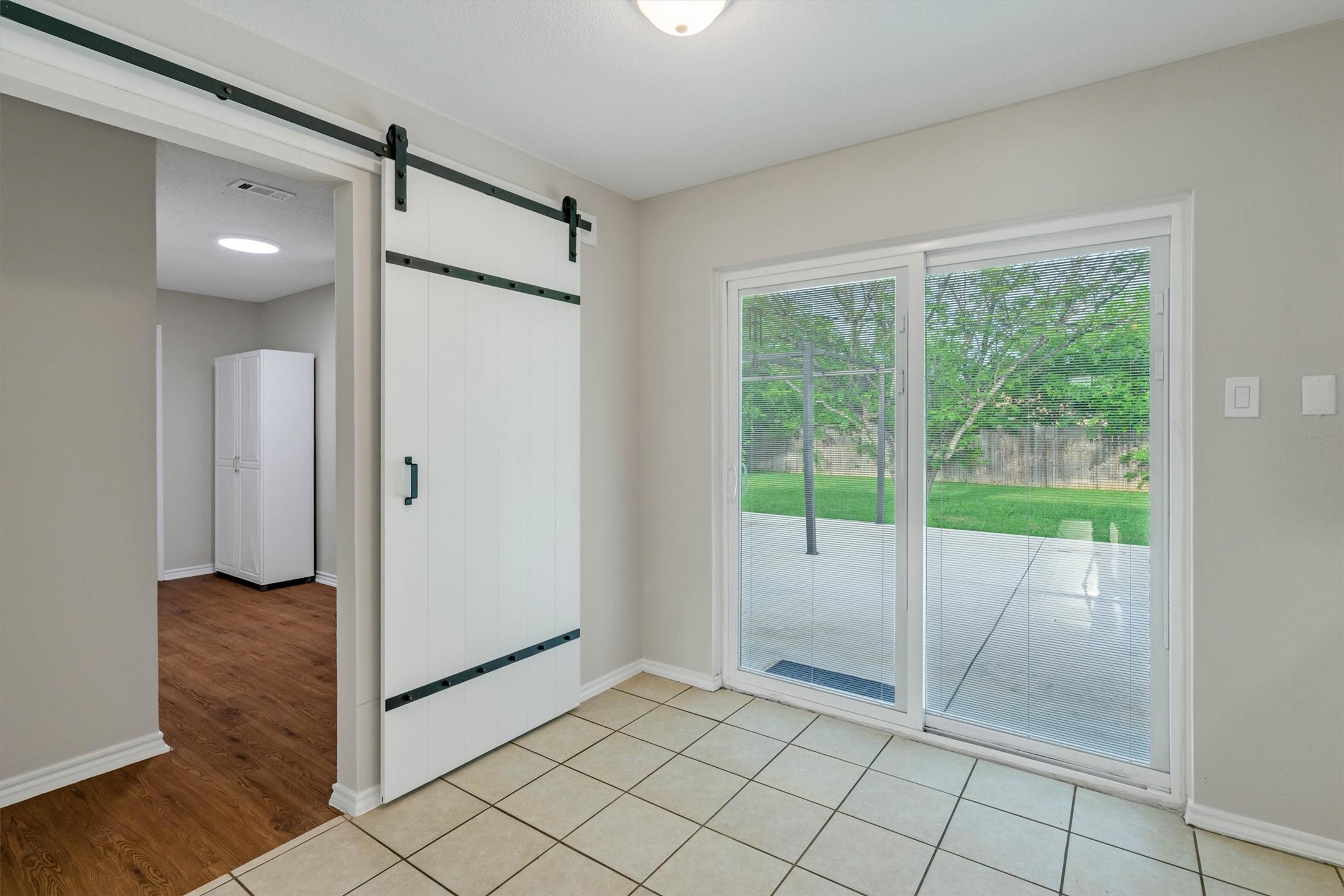 445 Parkridge Boulevard, Burleson, TX, 76028