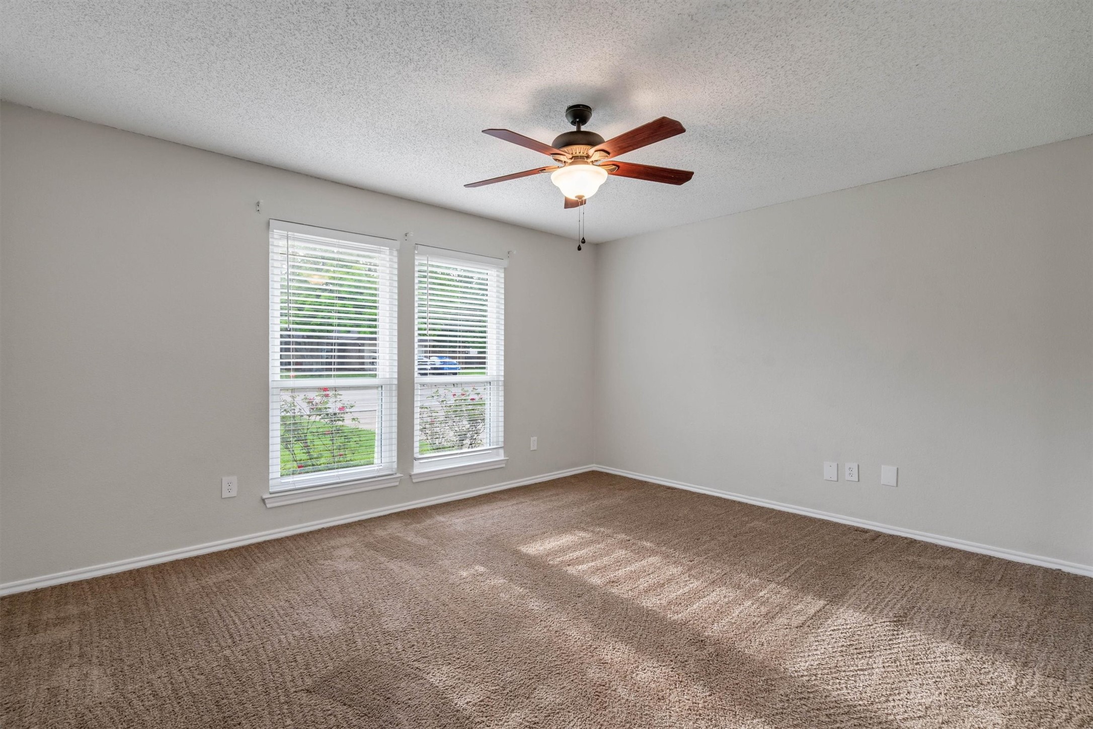 445 Parkridge Boulevard, Burleson, TX, 76028