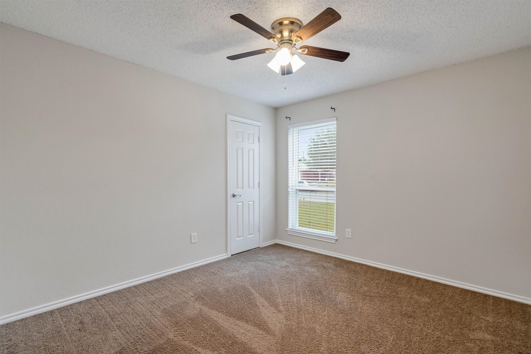 445 Parkridge Boulevard, Burleson, TX, 76028