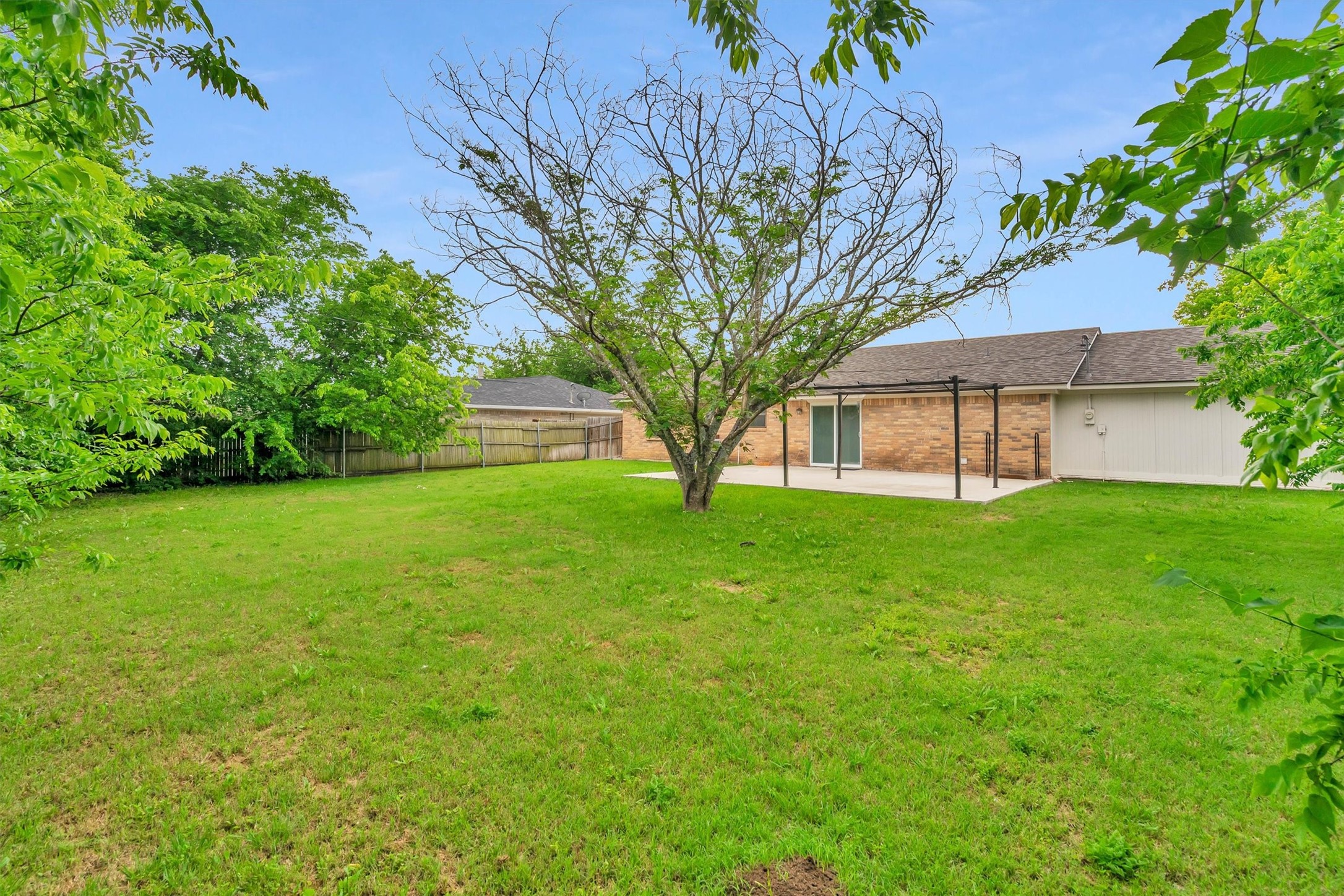 445 Parkridge Boulevard, Burleson, TX, 76028