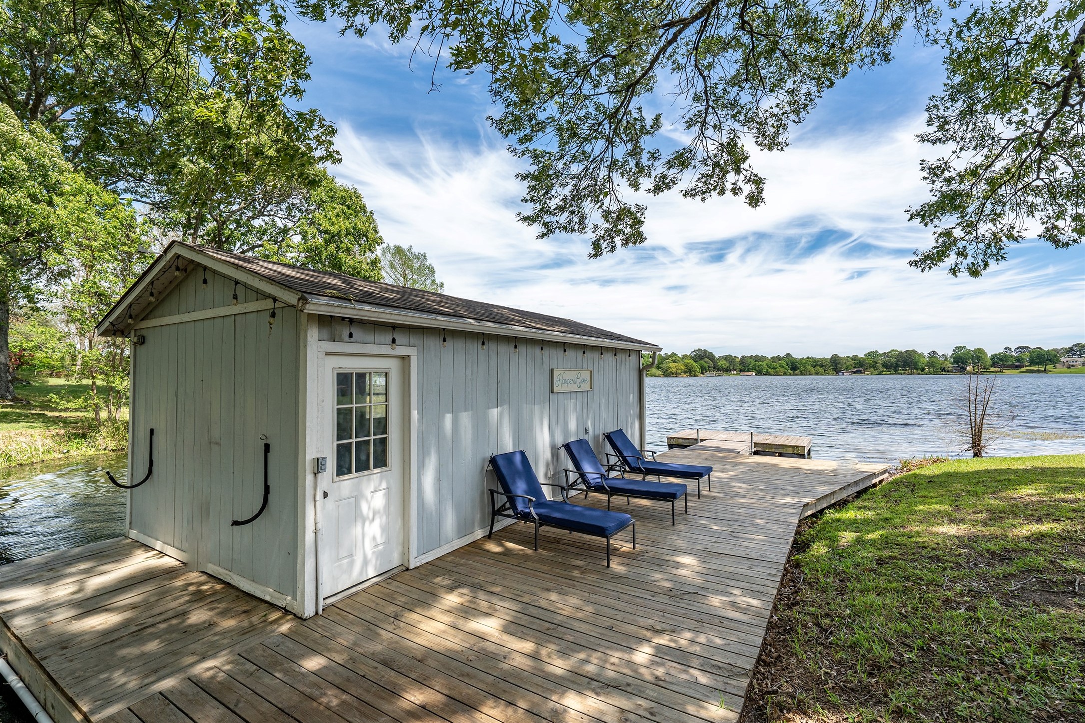 Property photo 03 of 11821 W Lake Drive, Murchison, TX 75778 | MLS #21237168