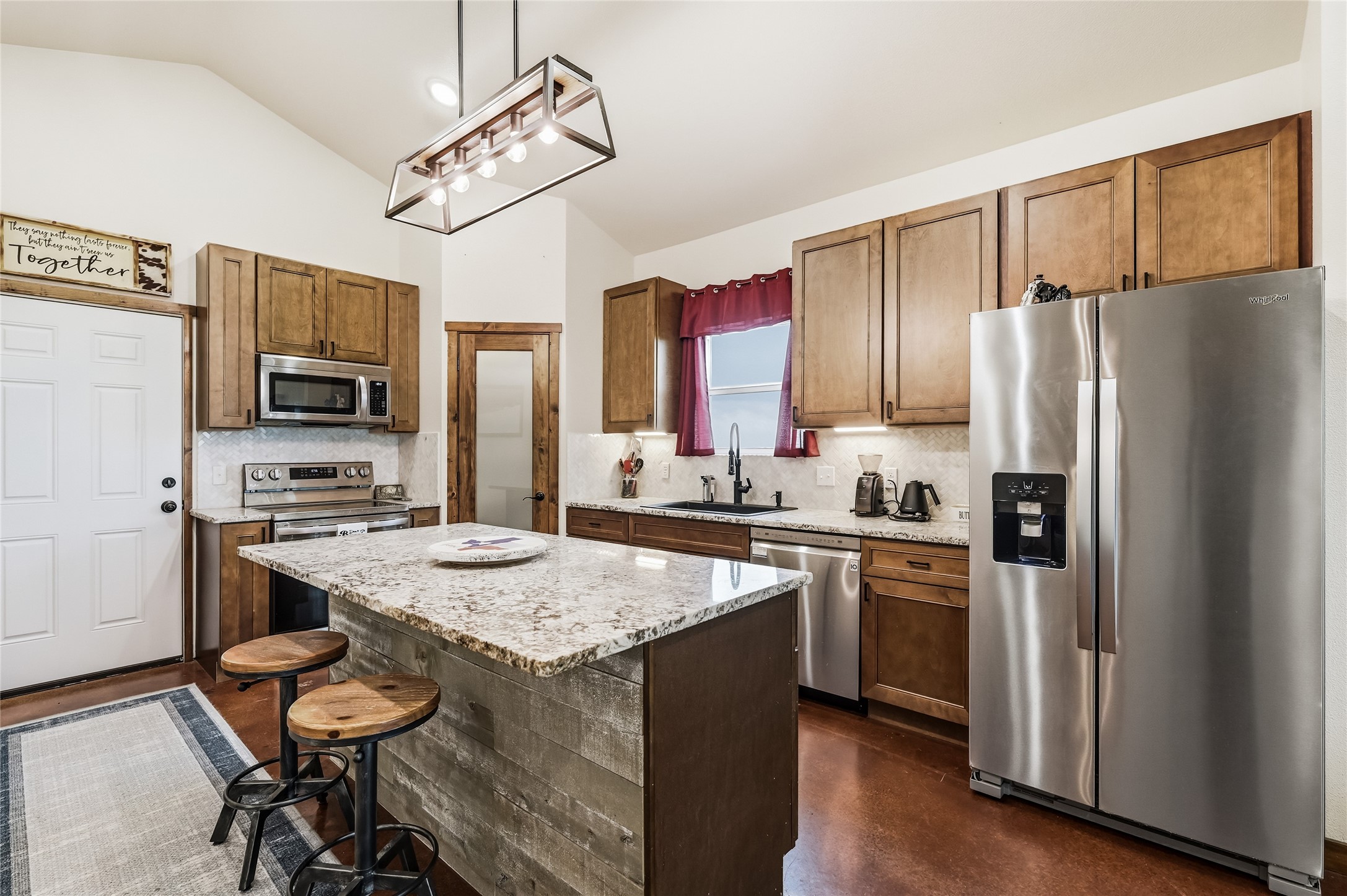 435 County Road 4875, Celeste, TX, 75423