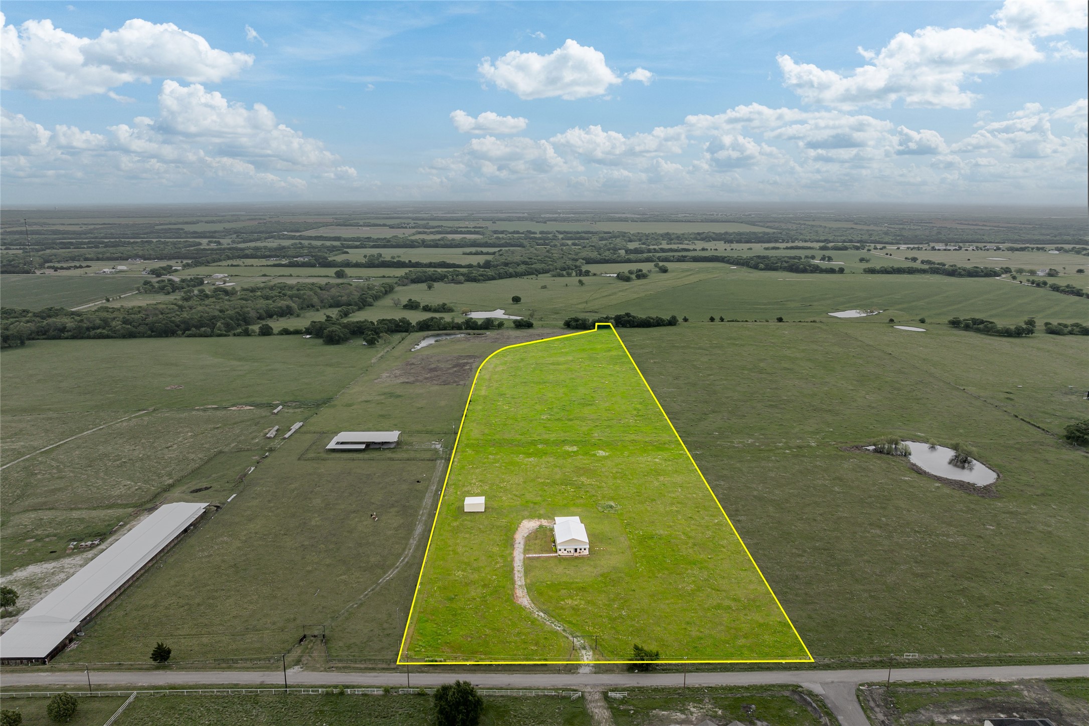 435 County Road 4875, Celeste, TX, 75423