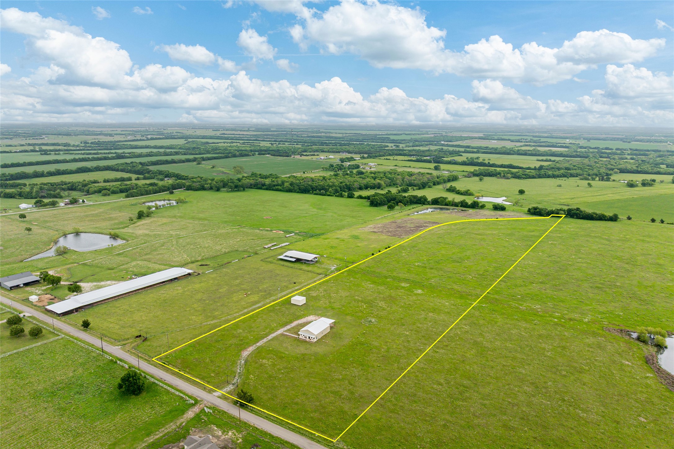 435 County Road 4875, Celeste, TX, 75423