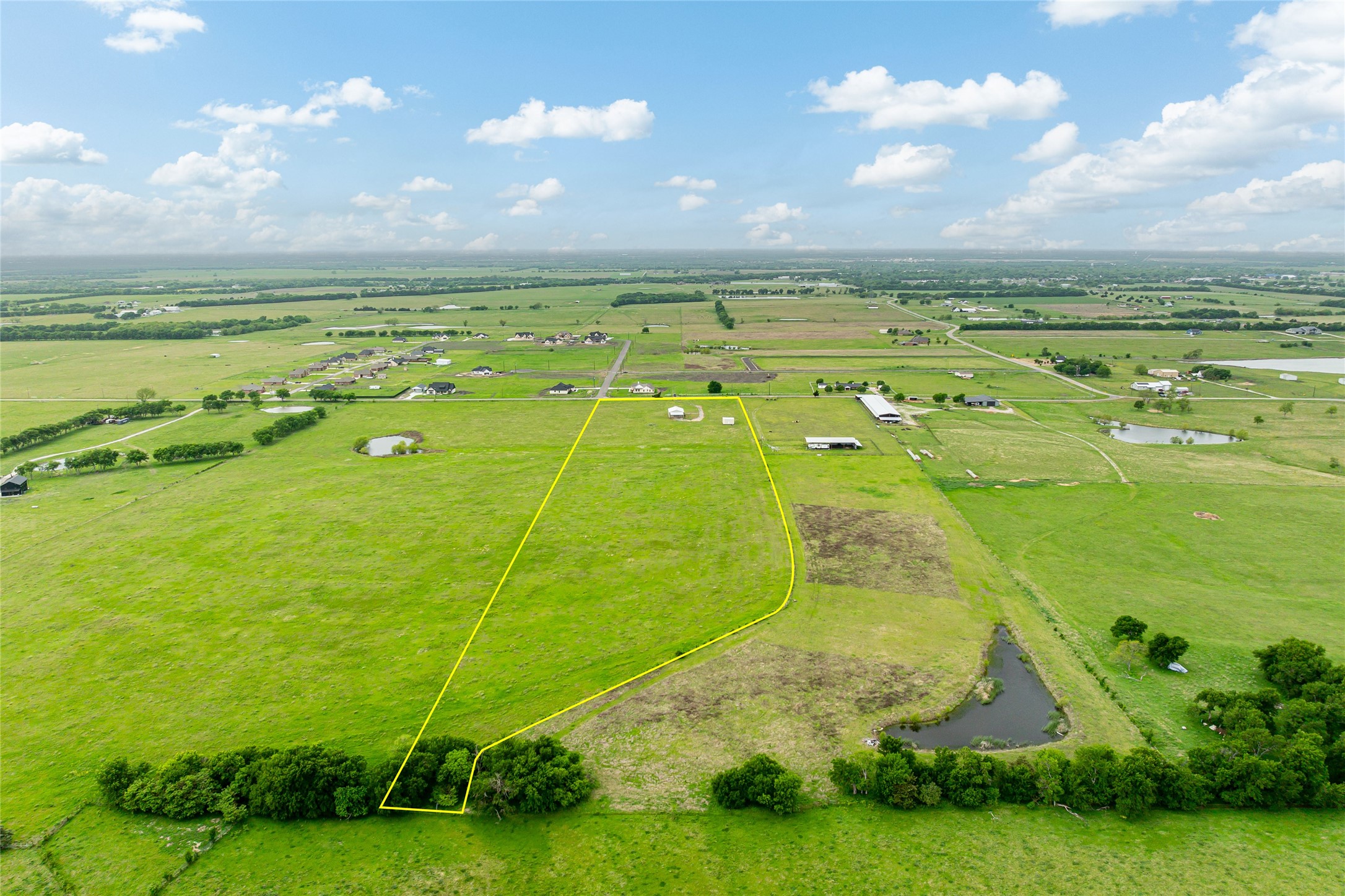 435 County Road 4875, Celeste, TX, 75423