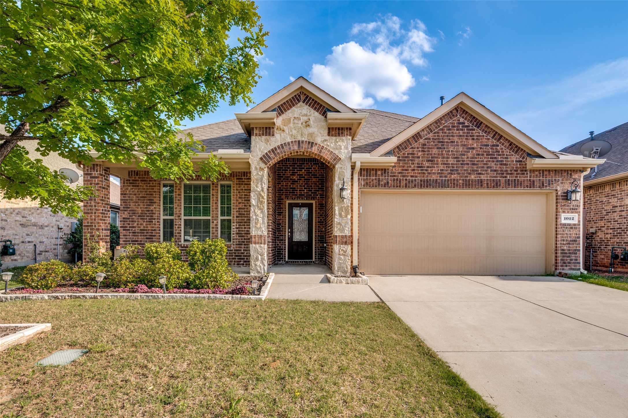 Property photo 01 of 1012 Lake Meadow Lane Little, Elm, TX 75068 | MLS #21237330