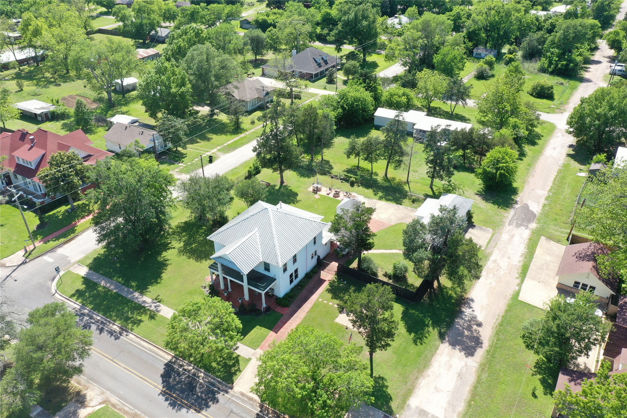 702 S 9th Avenue, Teague, TX, 75860