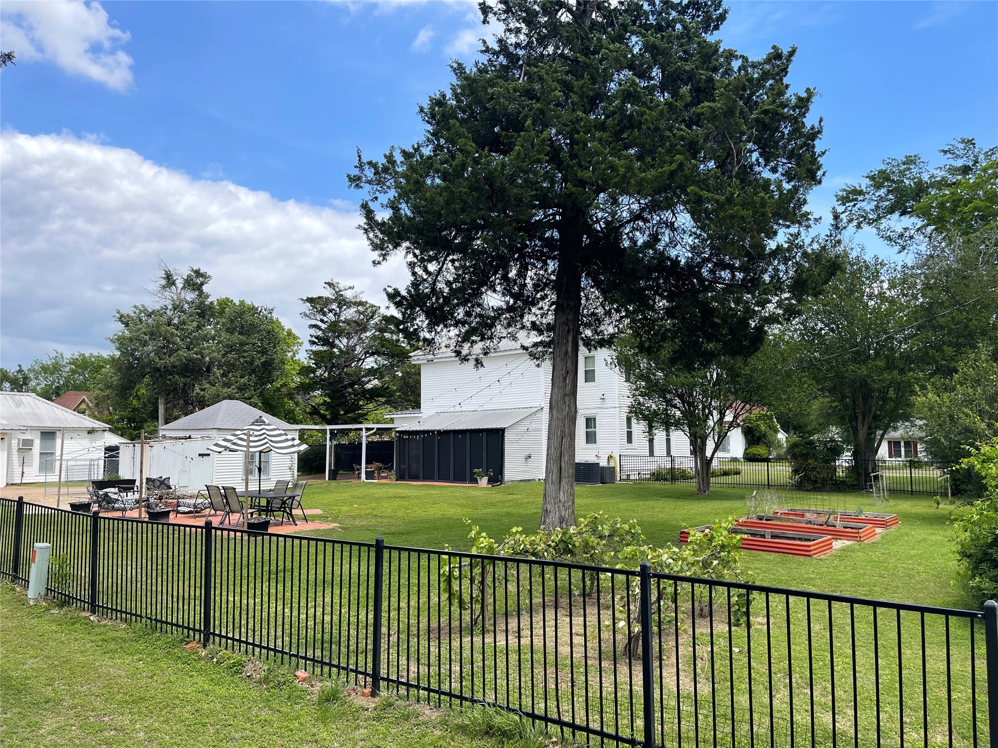 702 S 9th Avenue, Teague, TX, 75860