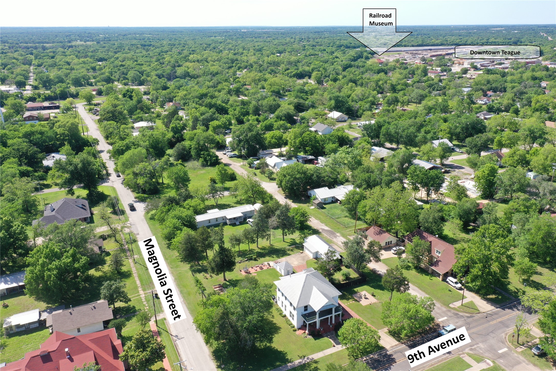 702 S 9th Avenue, Teague, TX, 75860